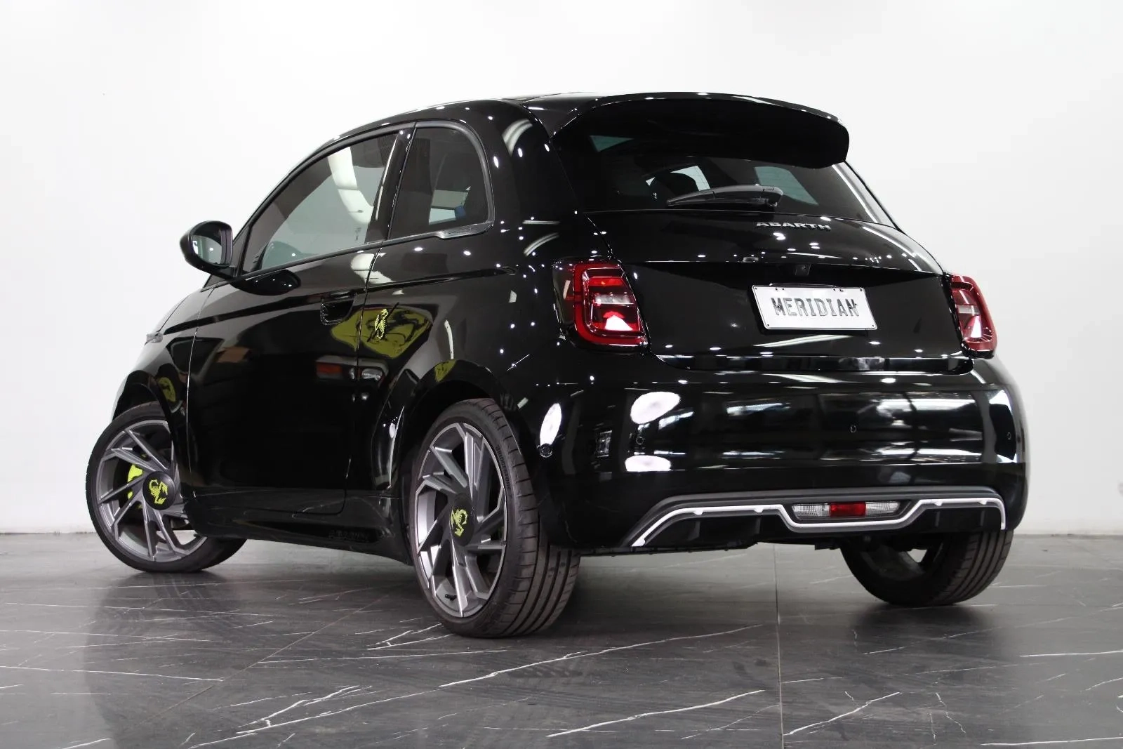 Abarth-500e-Turismo