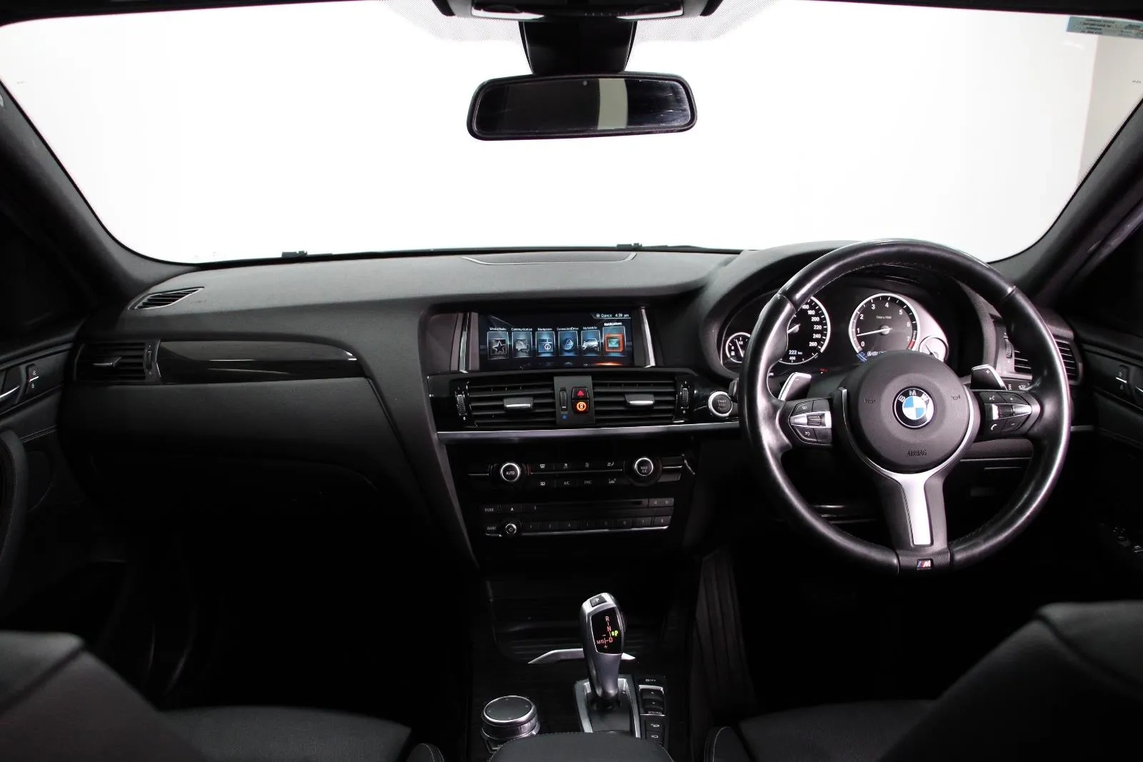 BMW-X4-xDrive20i