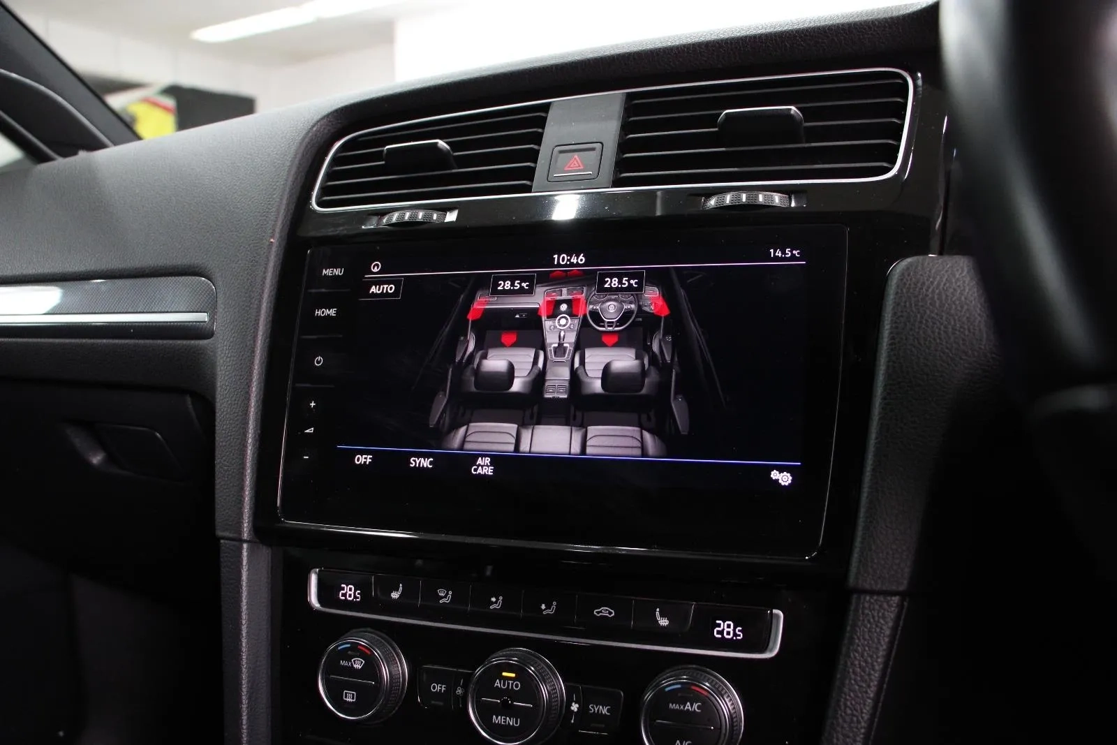 Volkswagen-Golf-110TSI Highline