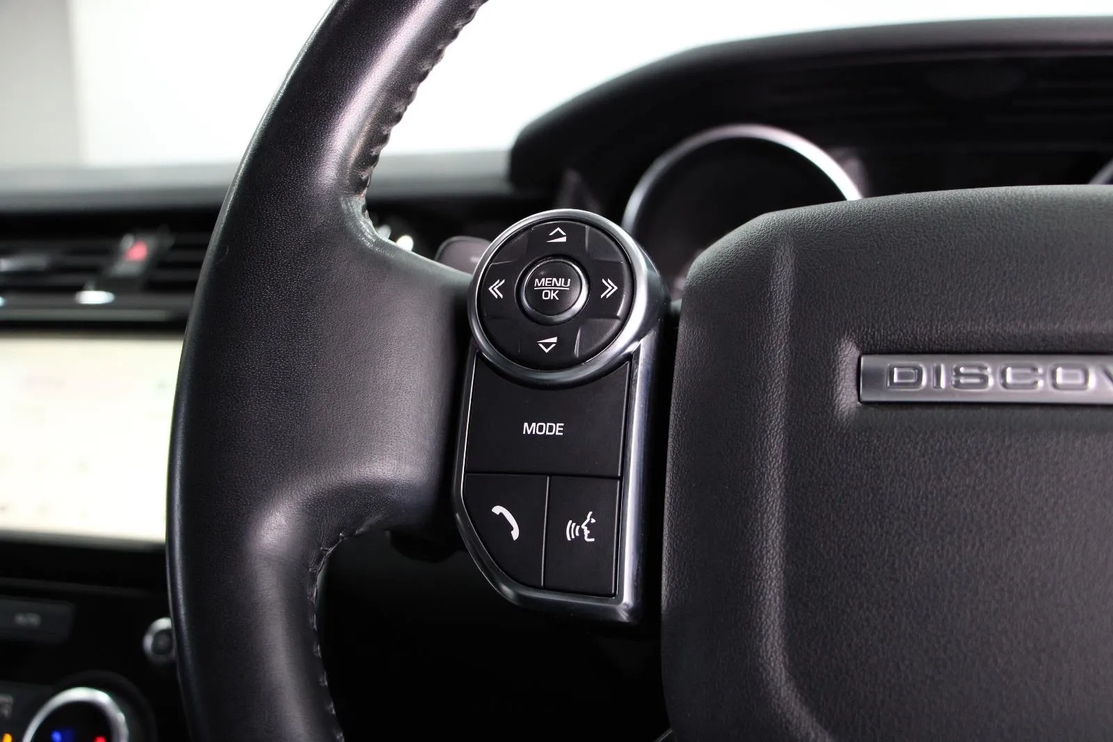 Land Rover-Discovery-SD4 HSE