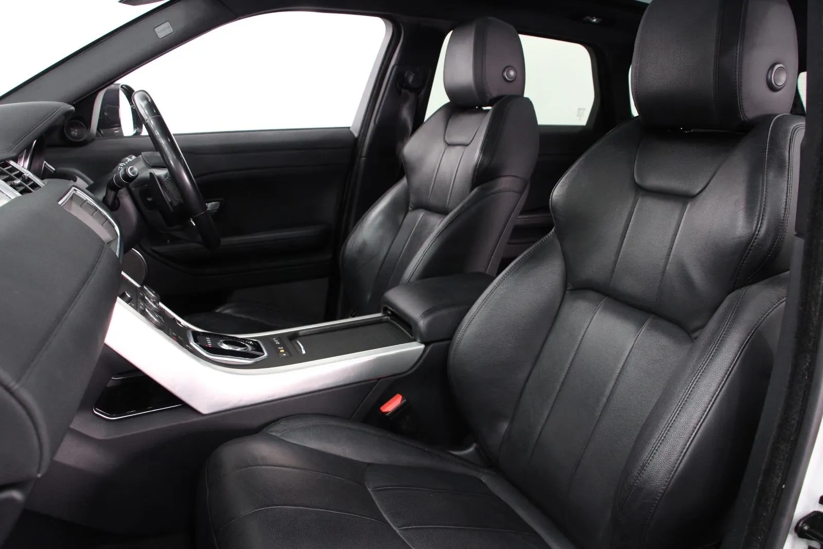 Land Rover-Range Rover Evoque-TD4 110kW SE