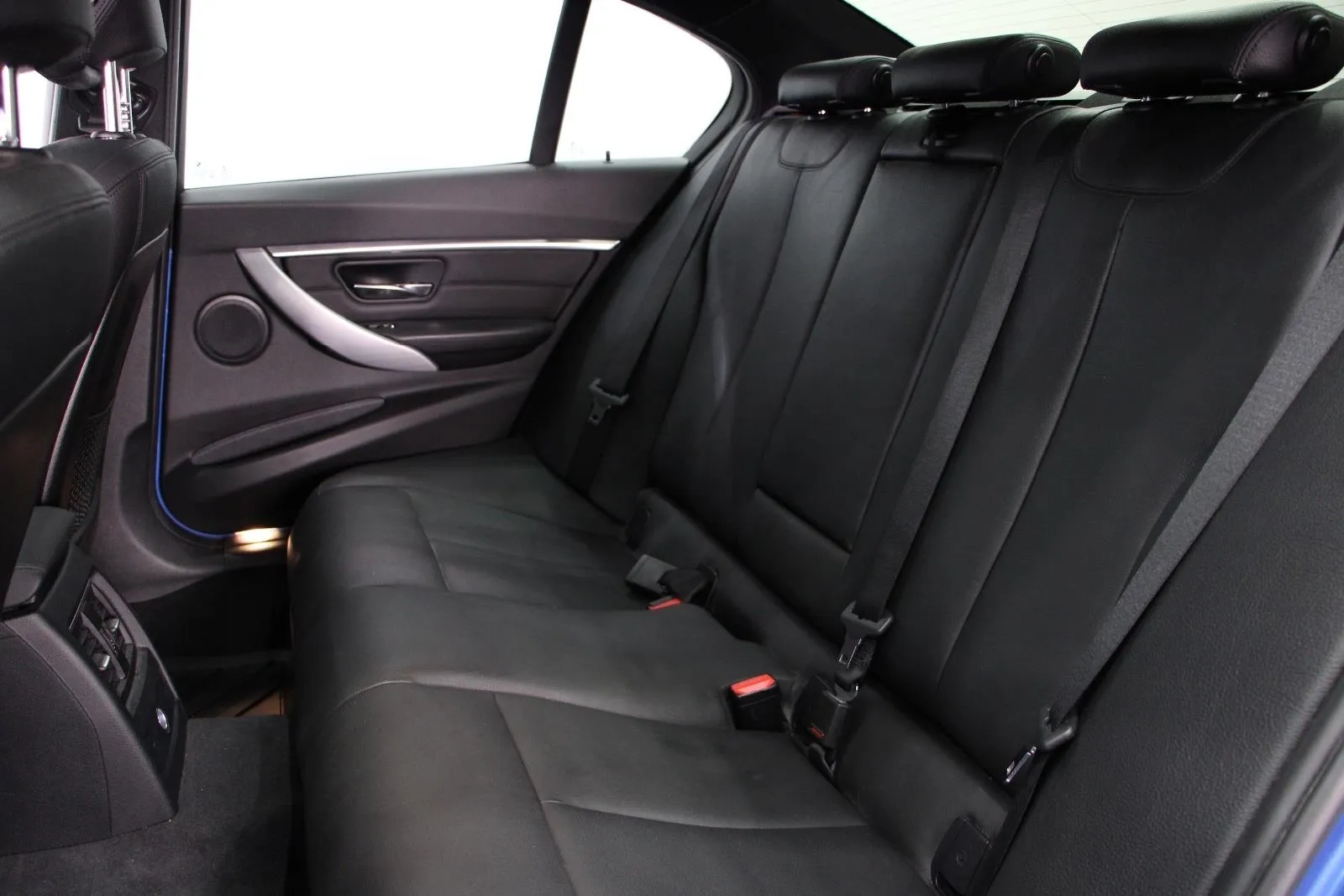 BMW-3 Series-330i M Sport