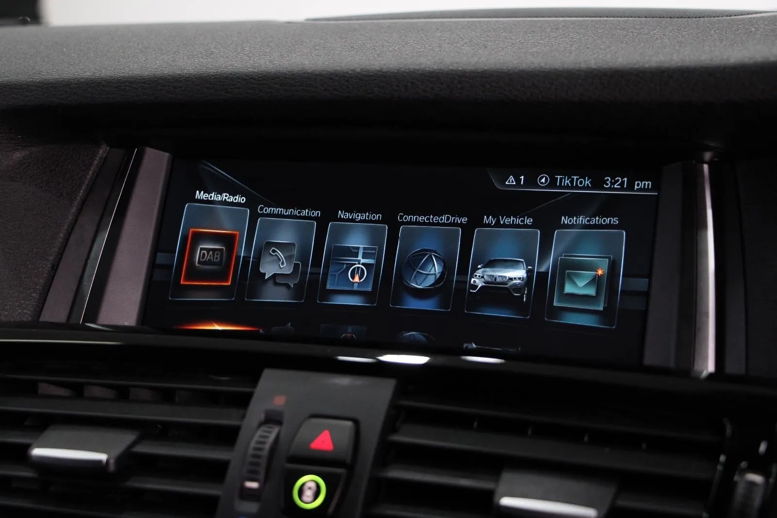 BMW-X4-xDrive20d
