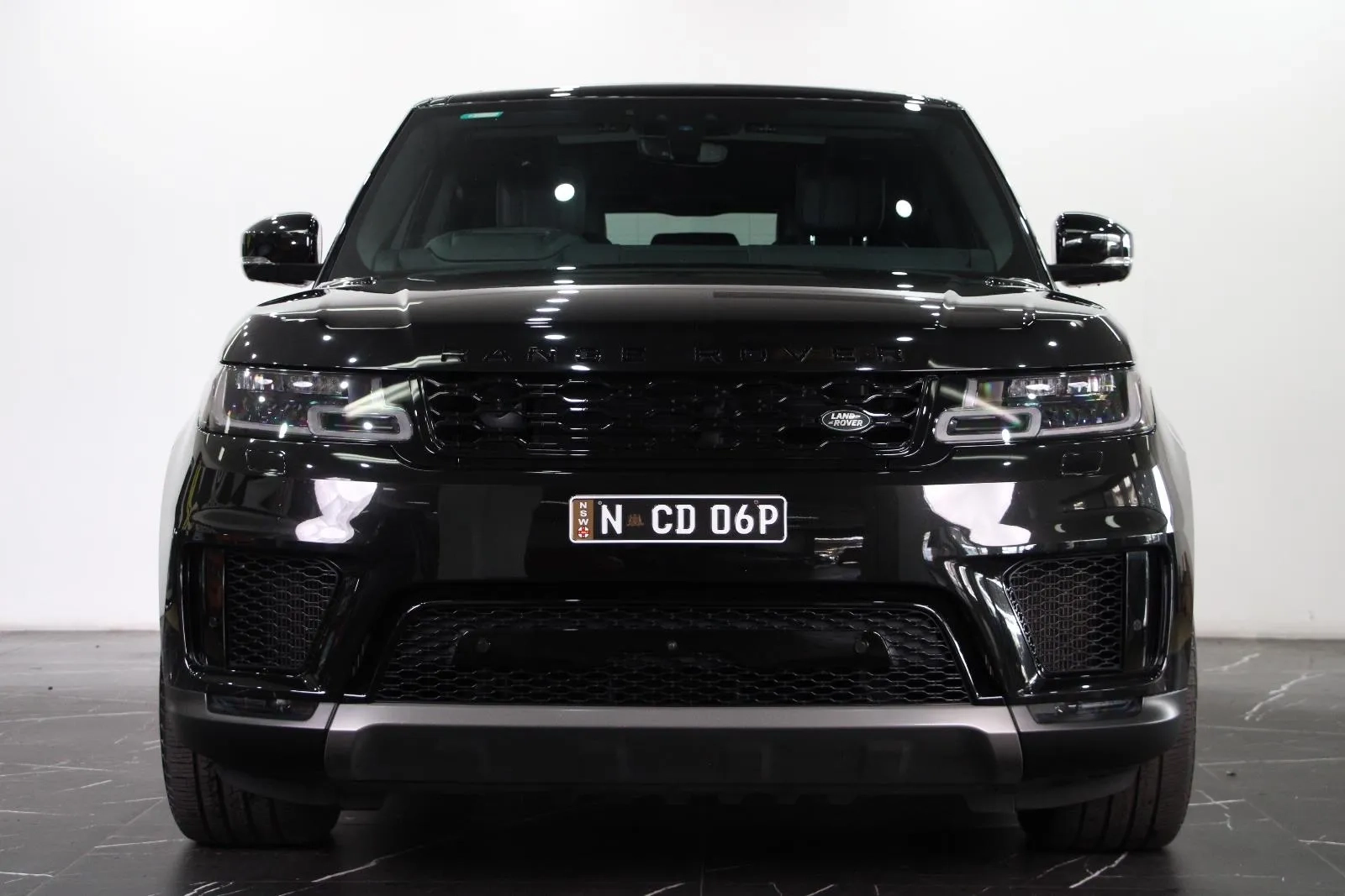 Land Rover-Range Rover Sport-DI6 183kW SE