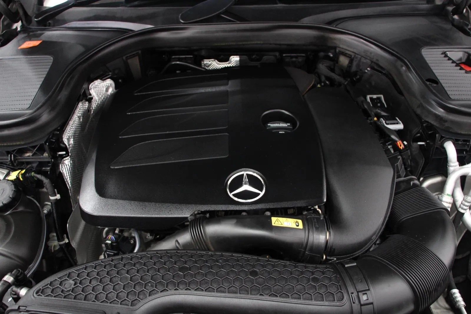 Mercedes-Benz-GLC-Class-GLC300