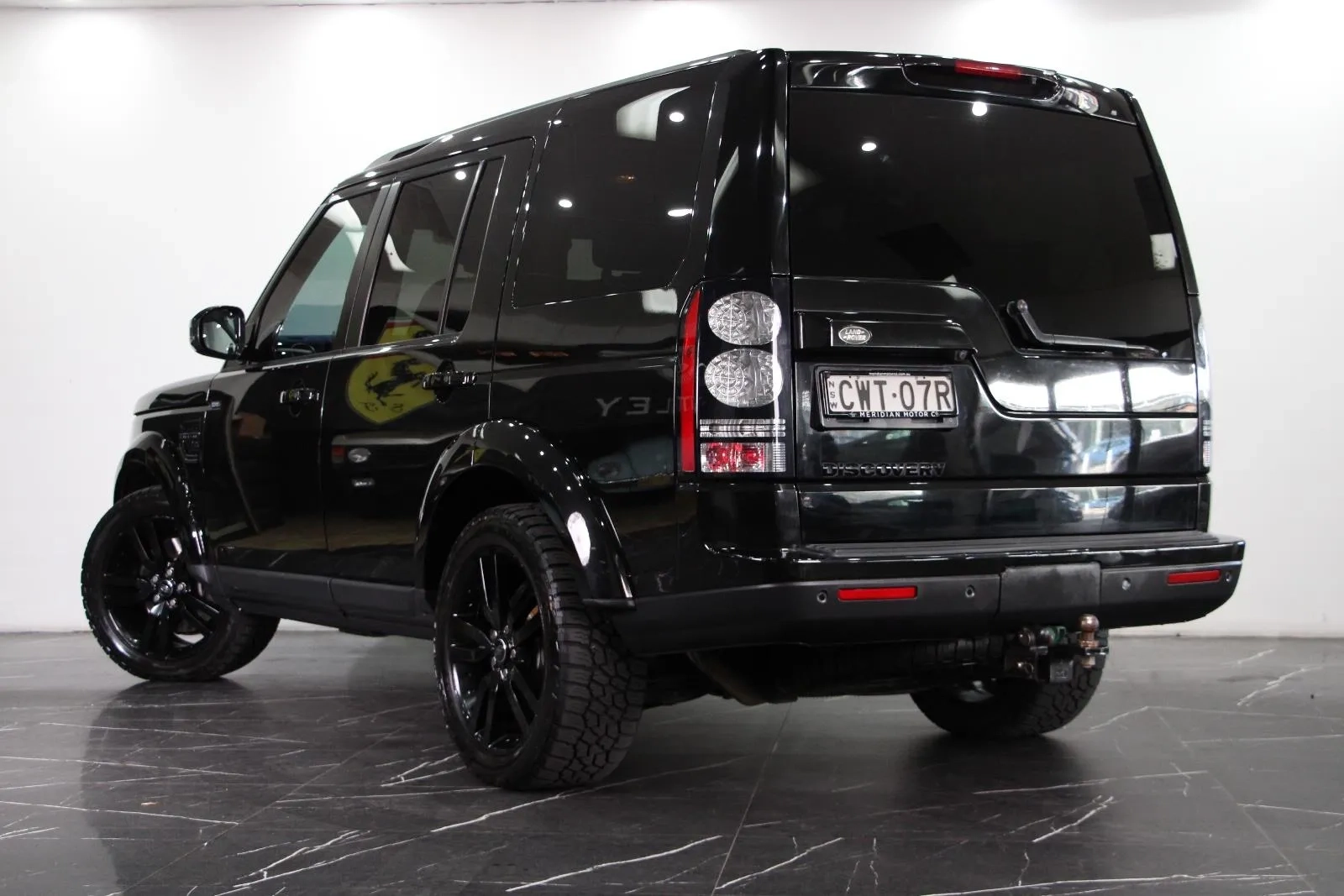 Land Rover-Discovery-SDV6 HSE