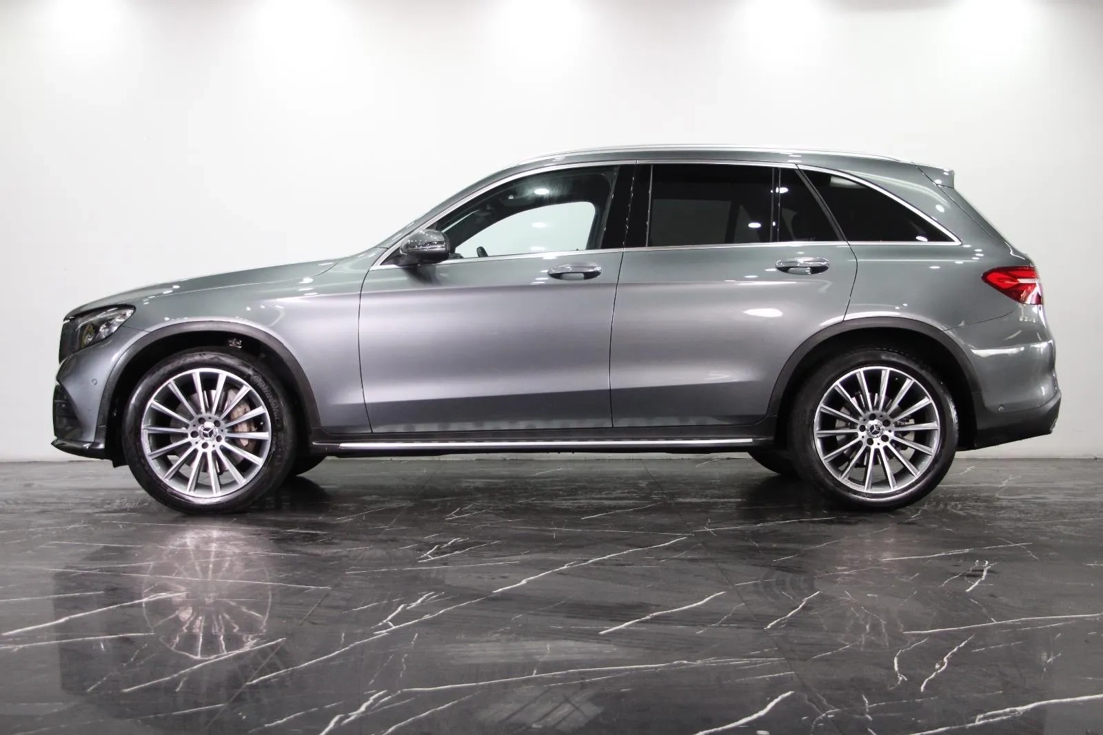Mercedes-Benz-GLC-Class-GLC350 d