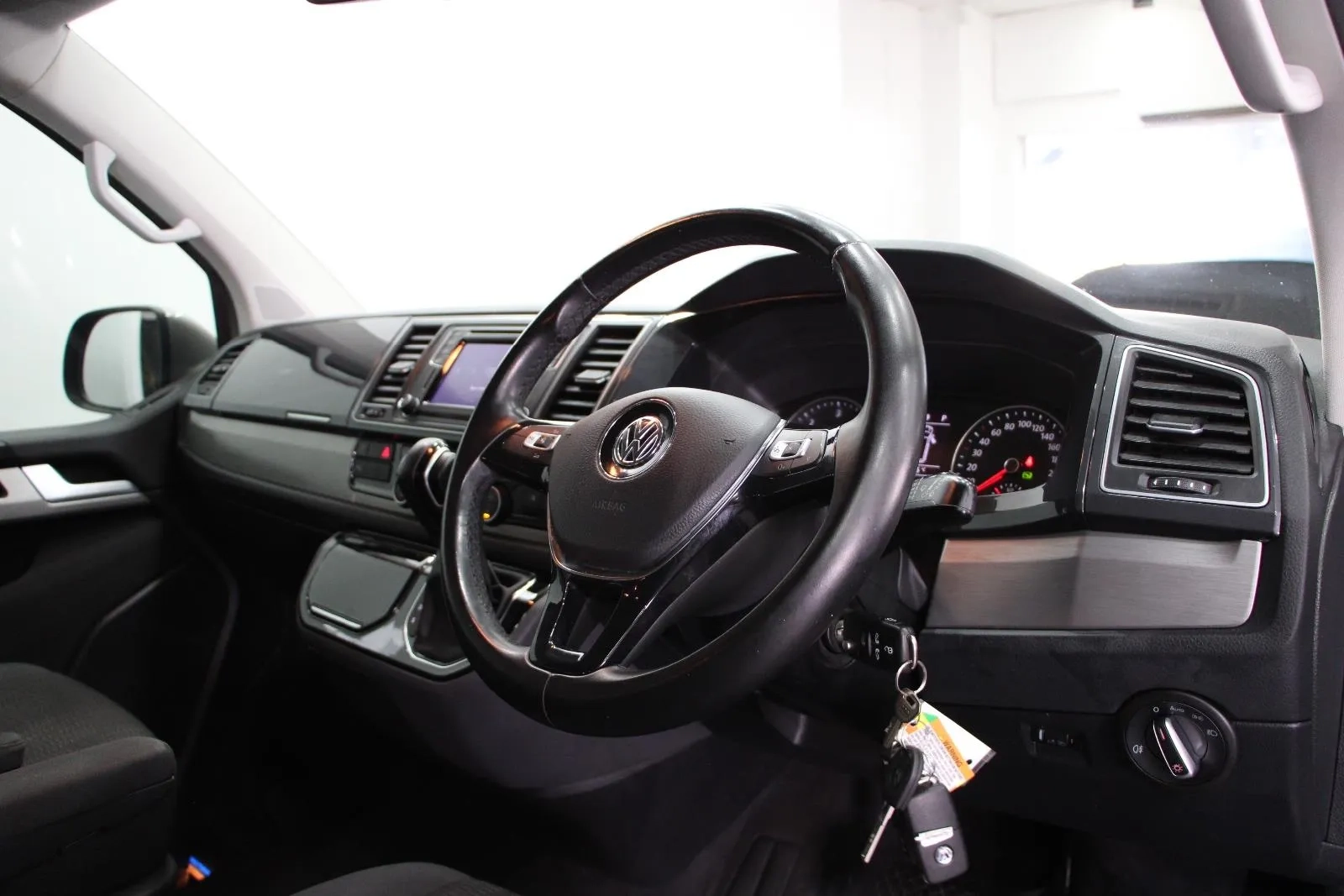 Volkswagen-Multivan-TDI340 Comfortline