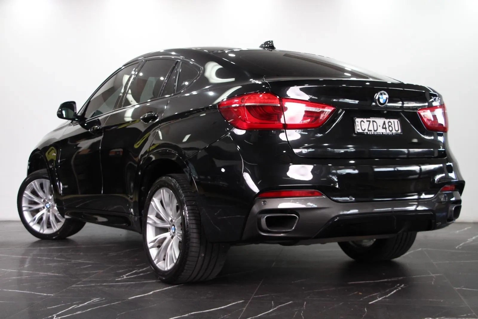 BMW-X6-xDrive50i