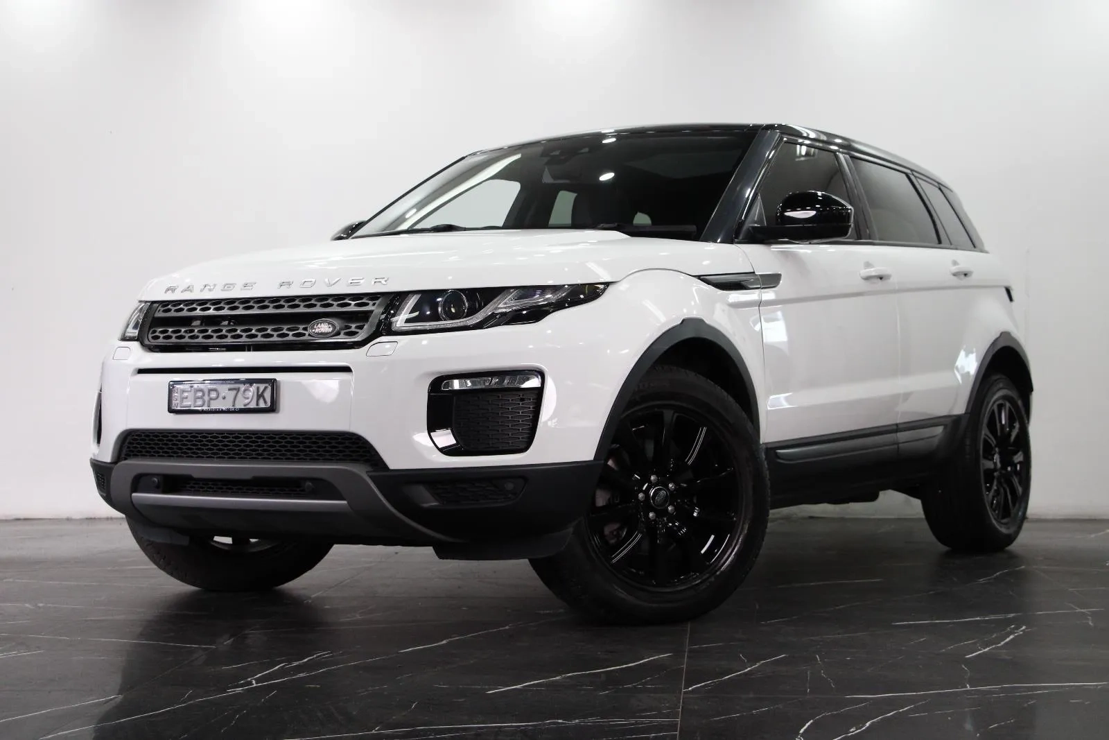 Land Rover-Range Rover Evoque-TD4 110kW SE