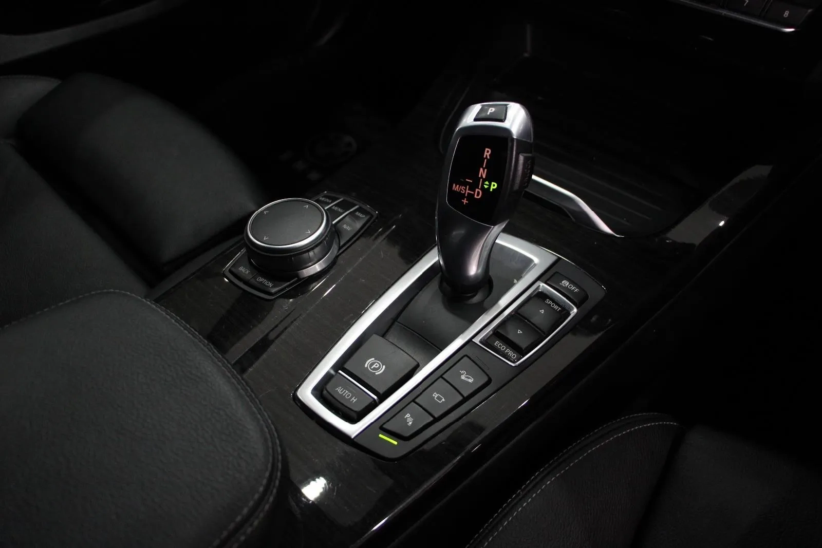 BMW-X4-xDrive20i