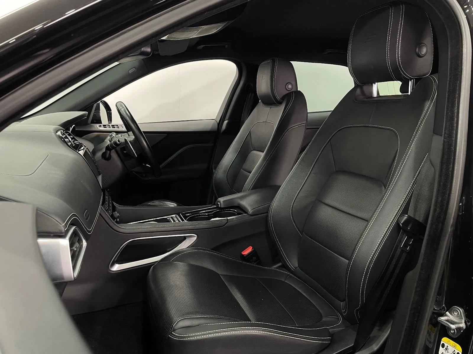 Jaguar-F-PACE-30d S