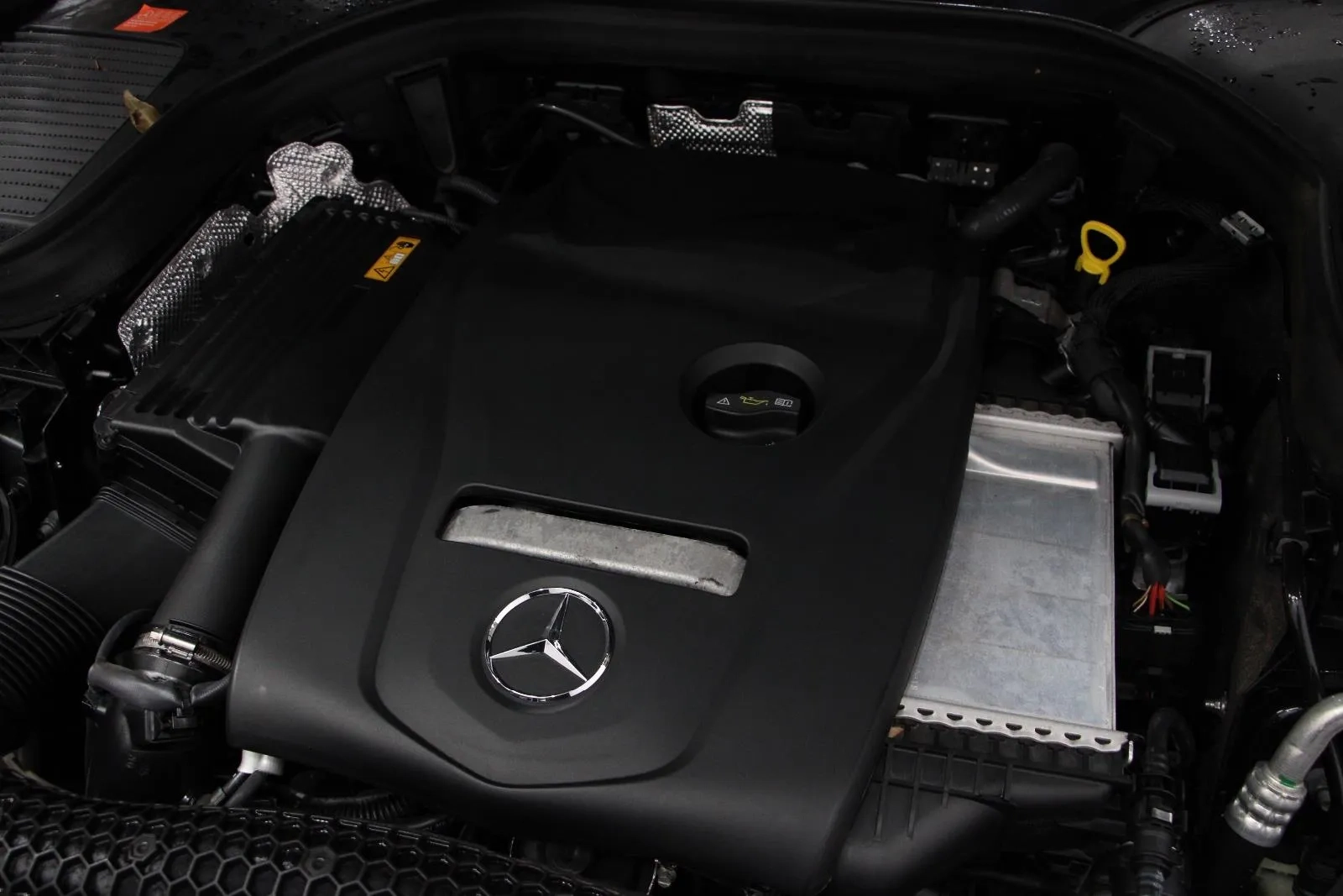 Mercedes-Benz-GLC-Class-GLC250