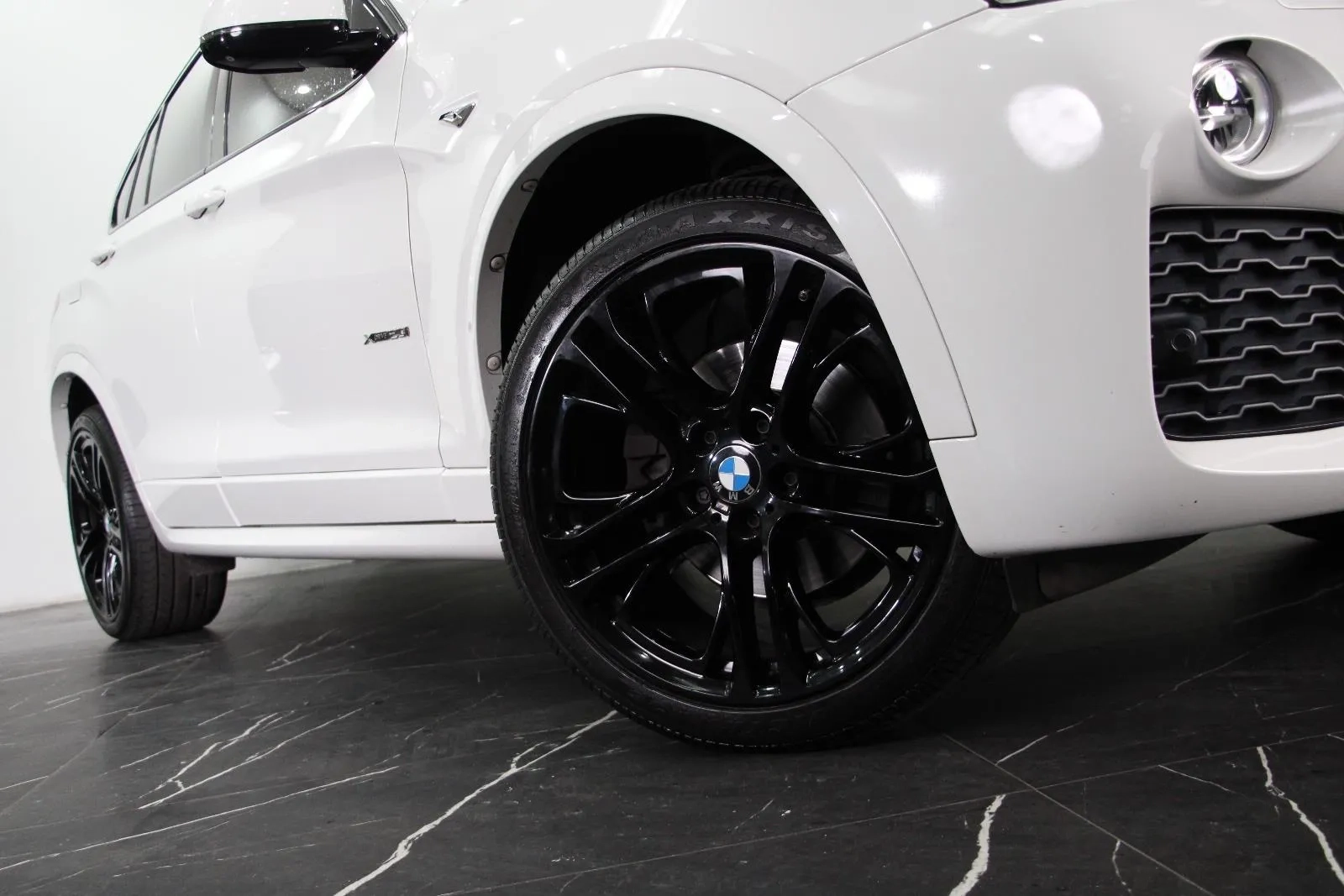 BMW-X4-xDrive20i