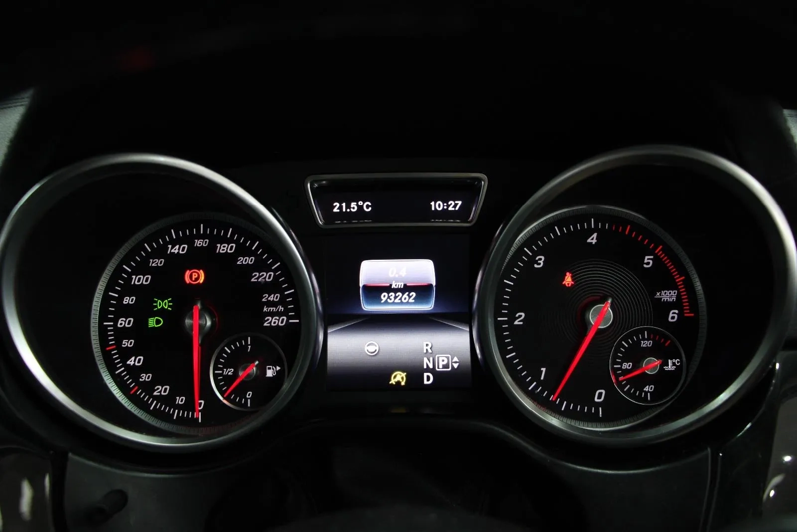 Mercedes-Benz-GLS-Class-GLS350 d