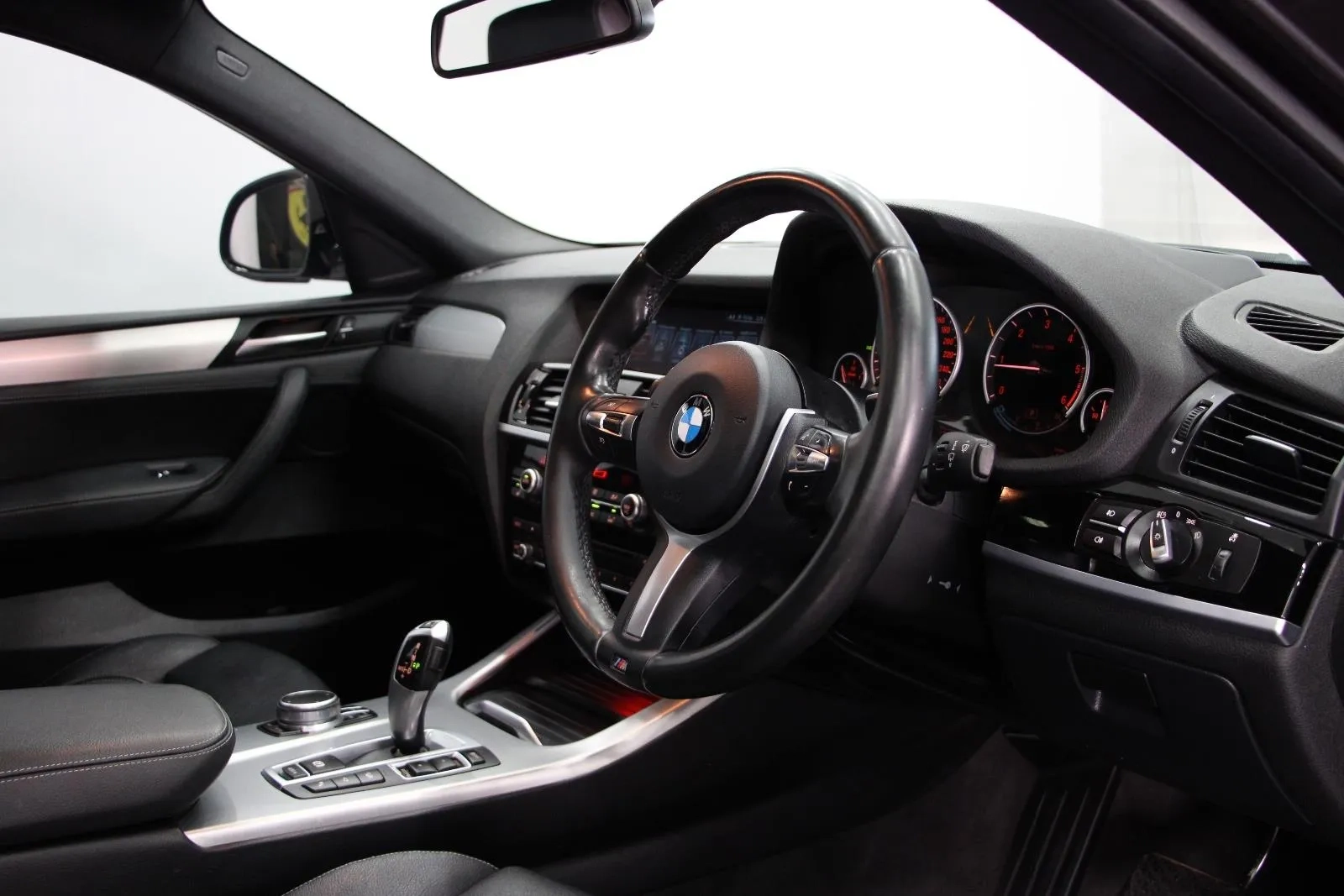 BMW-X4-xDrive20d