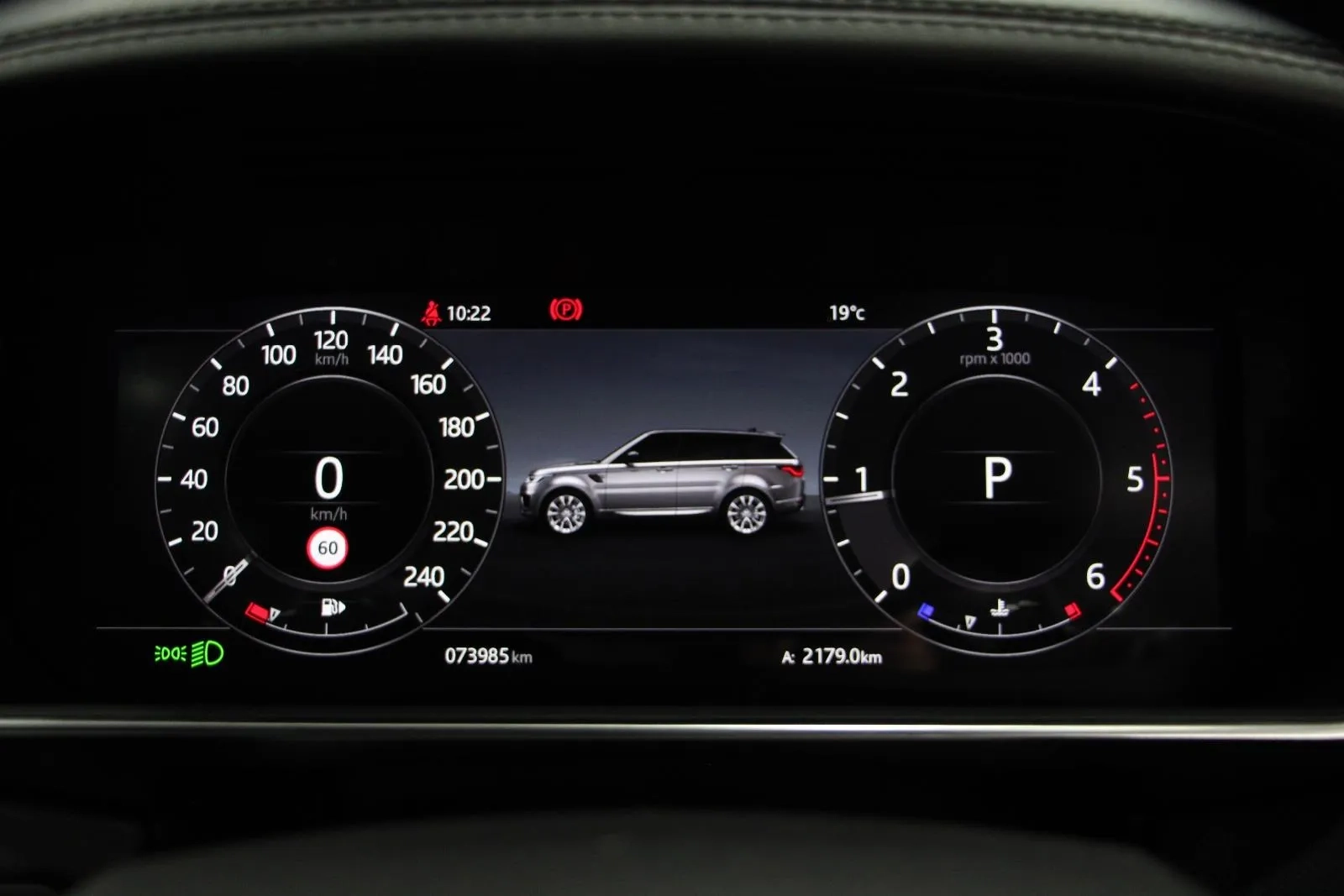Land Rover-Range Rover Sport-DI6 183kW SE