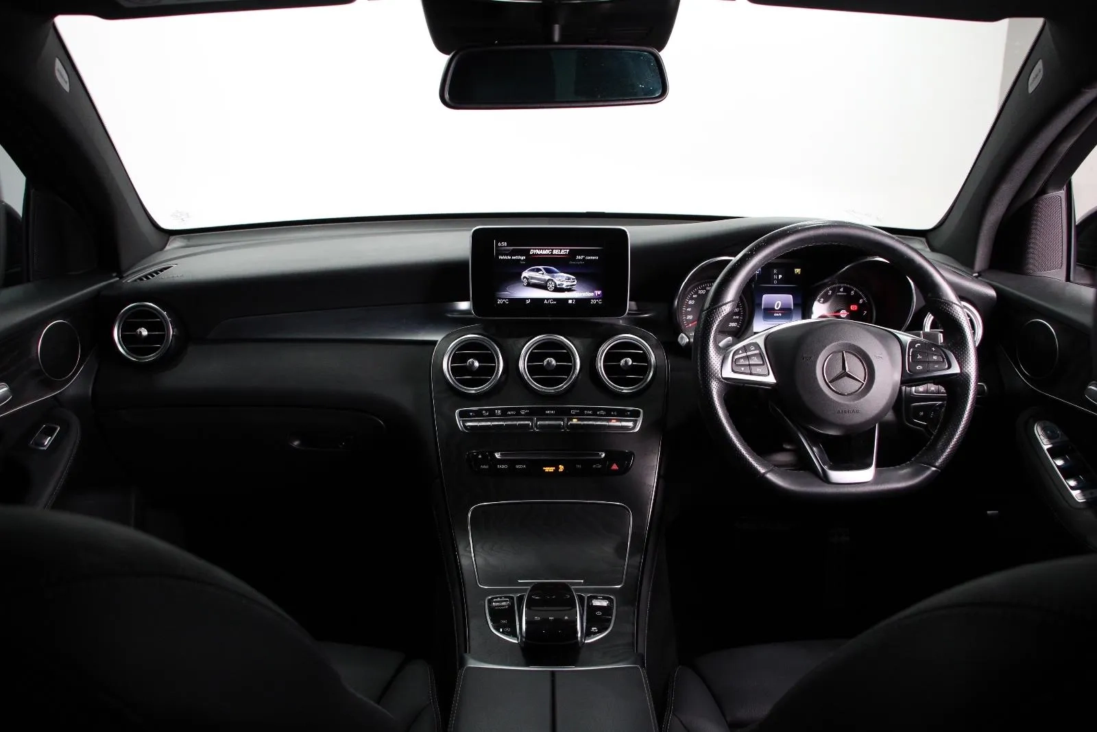 Mercedes-Benz-GLC-Class-GLC250