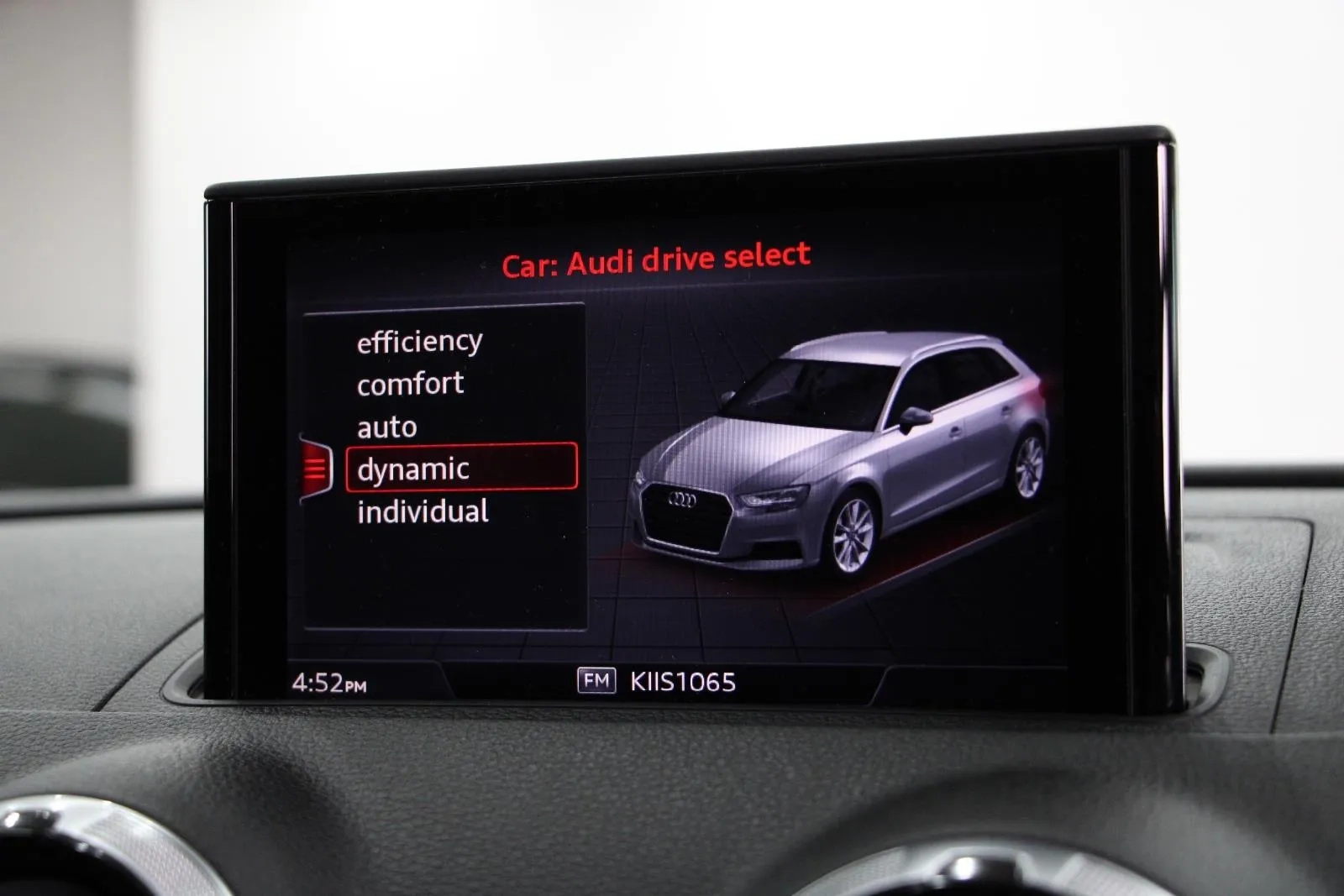 Audi-A3-S line