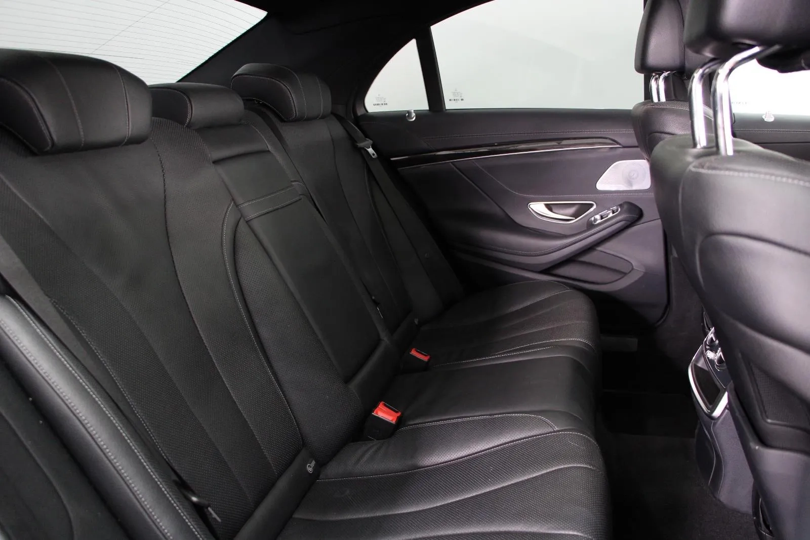 Mercedes-Benz-S-Class-S350 d