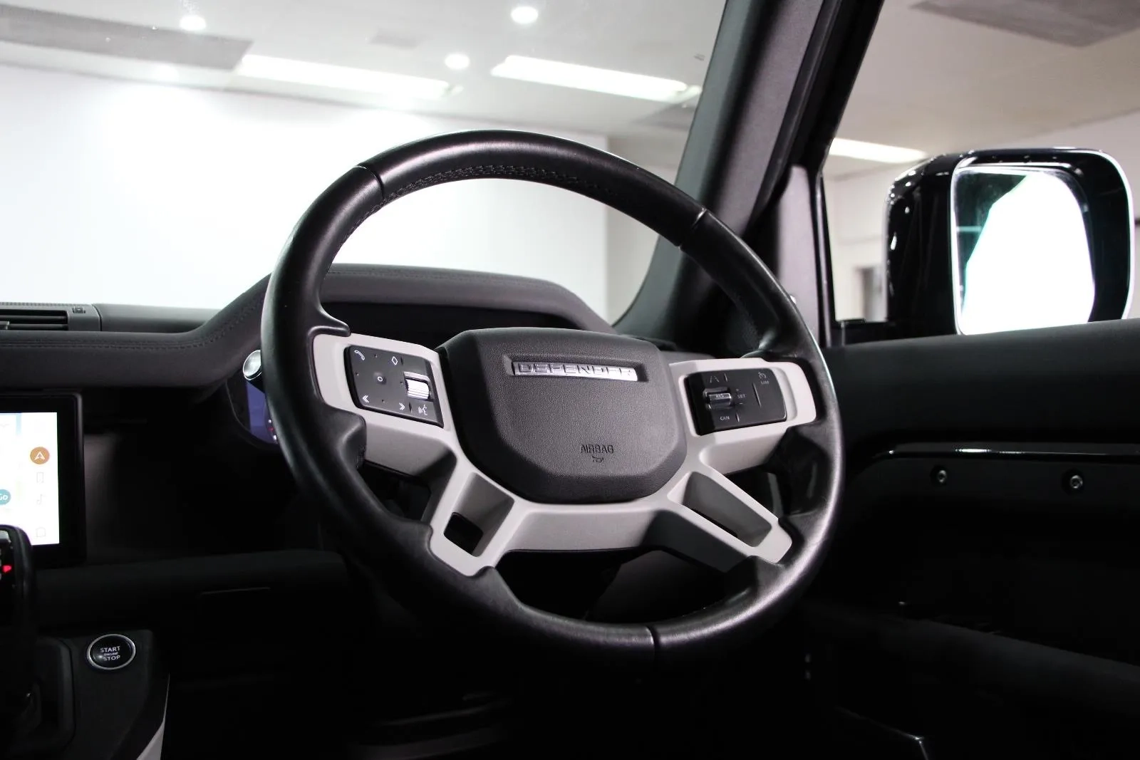 Land Rover-Defender-110 P400 SE