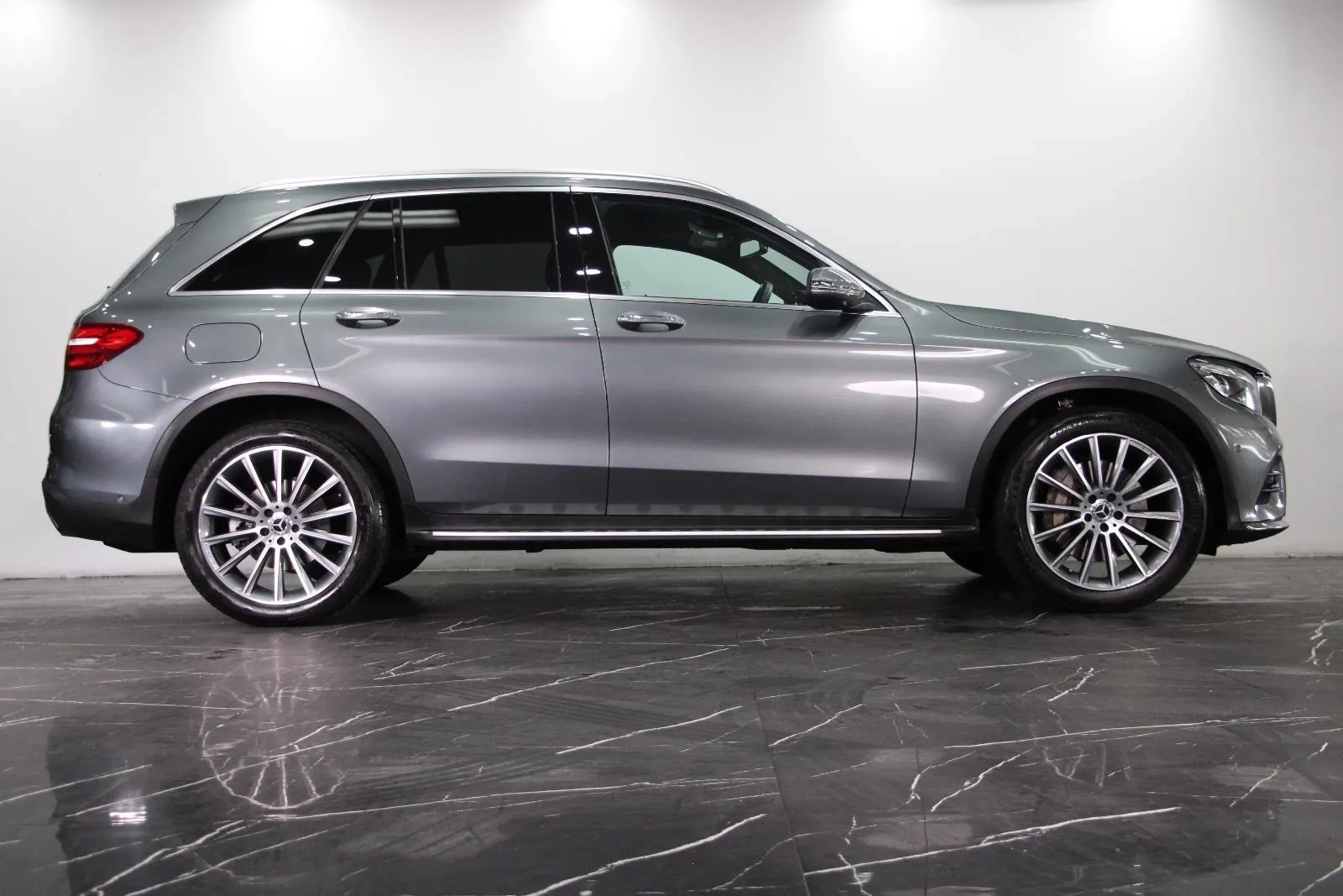 Mercedes-Benz-GLC-Class-GLC350 d