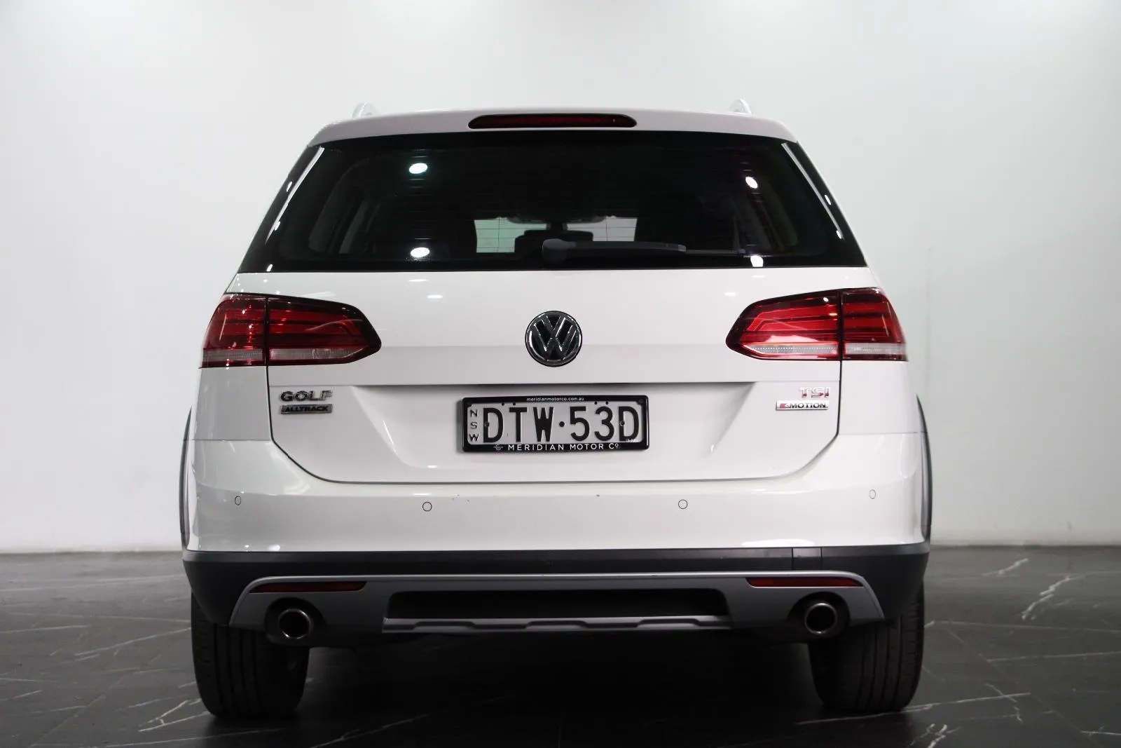 Volkswagen-Golf-Alltrack 132TSI
