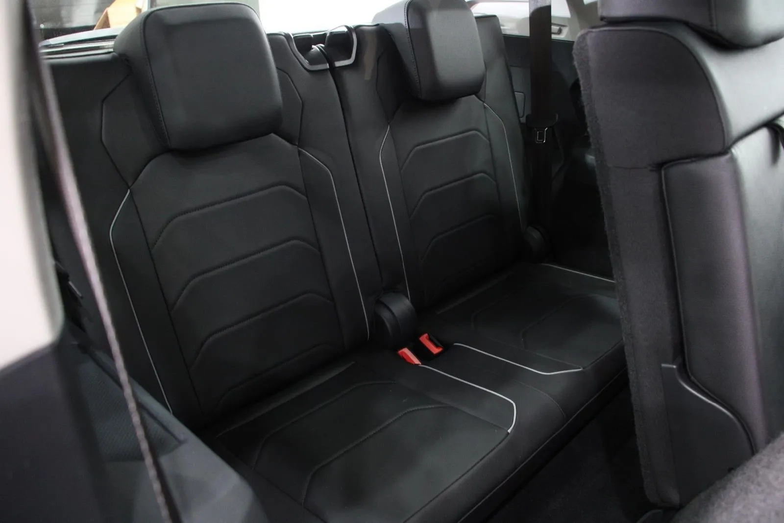 Volkswagen-Tiguan-132TSI Comfortline Allspace