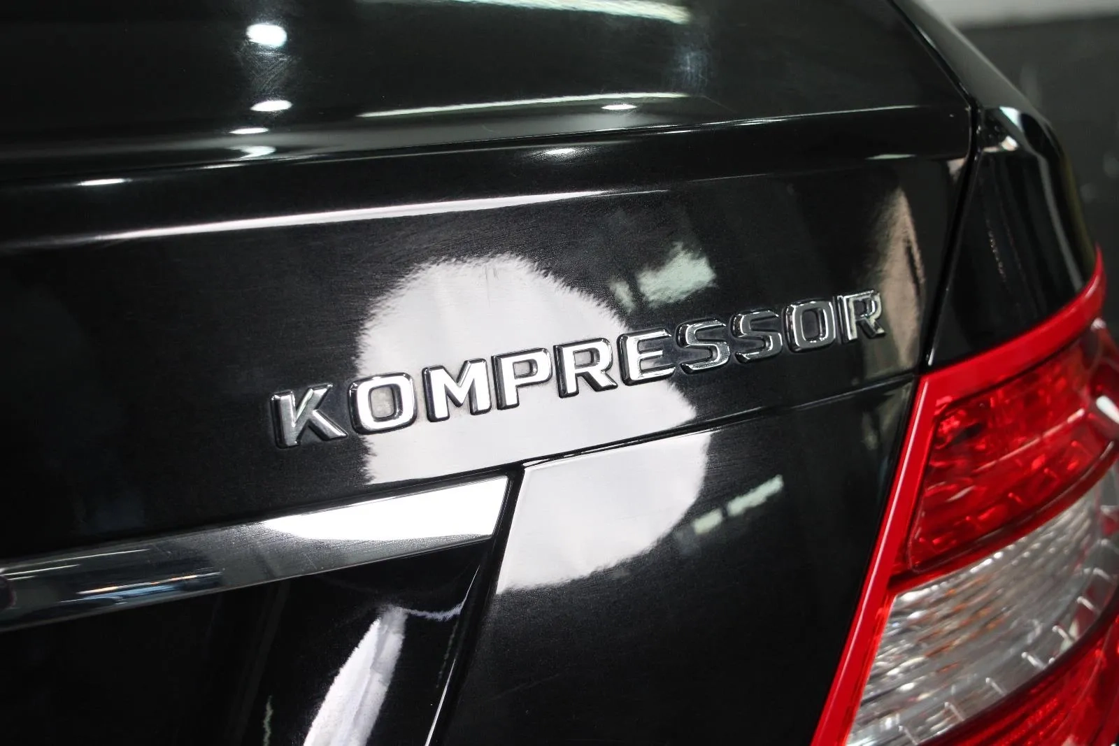 Mercedes-Benz-C-Class-C200 Kompressor Classic