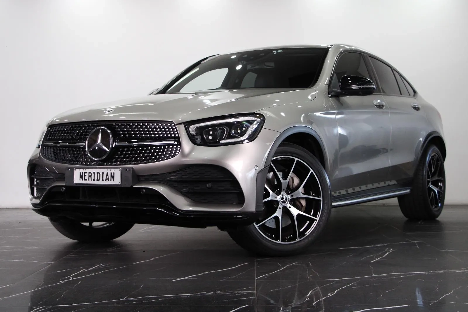 Mercedes-Benz-GLC-Class-GLC300