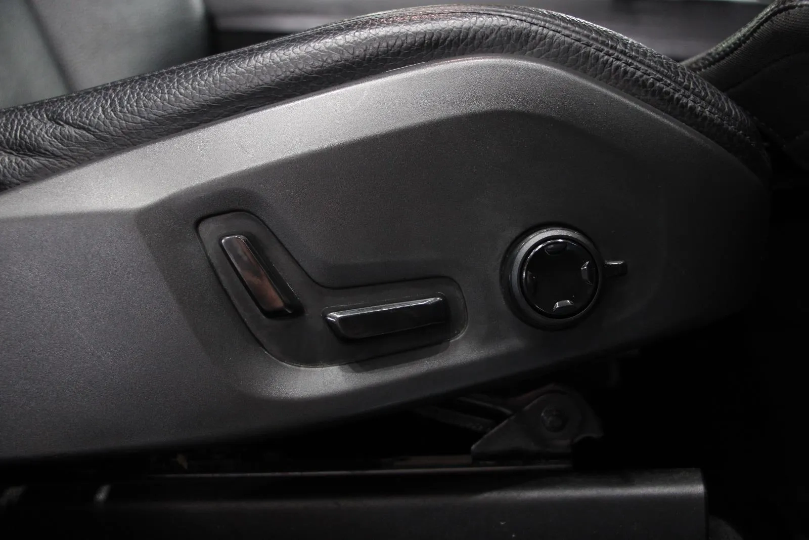 Volvo-XC60-D4 Momentum