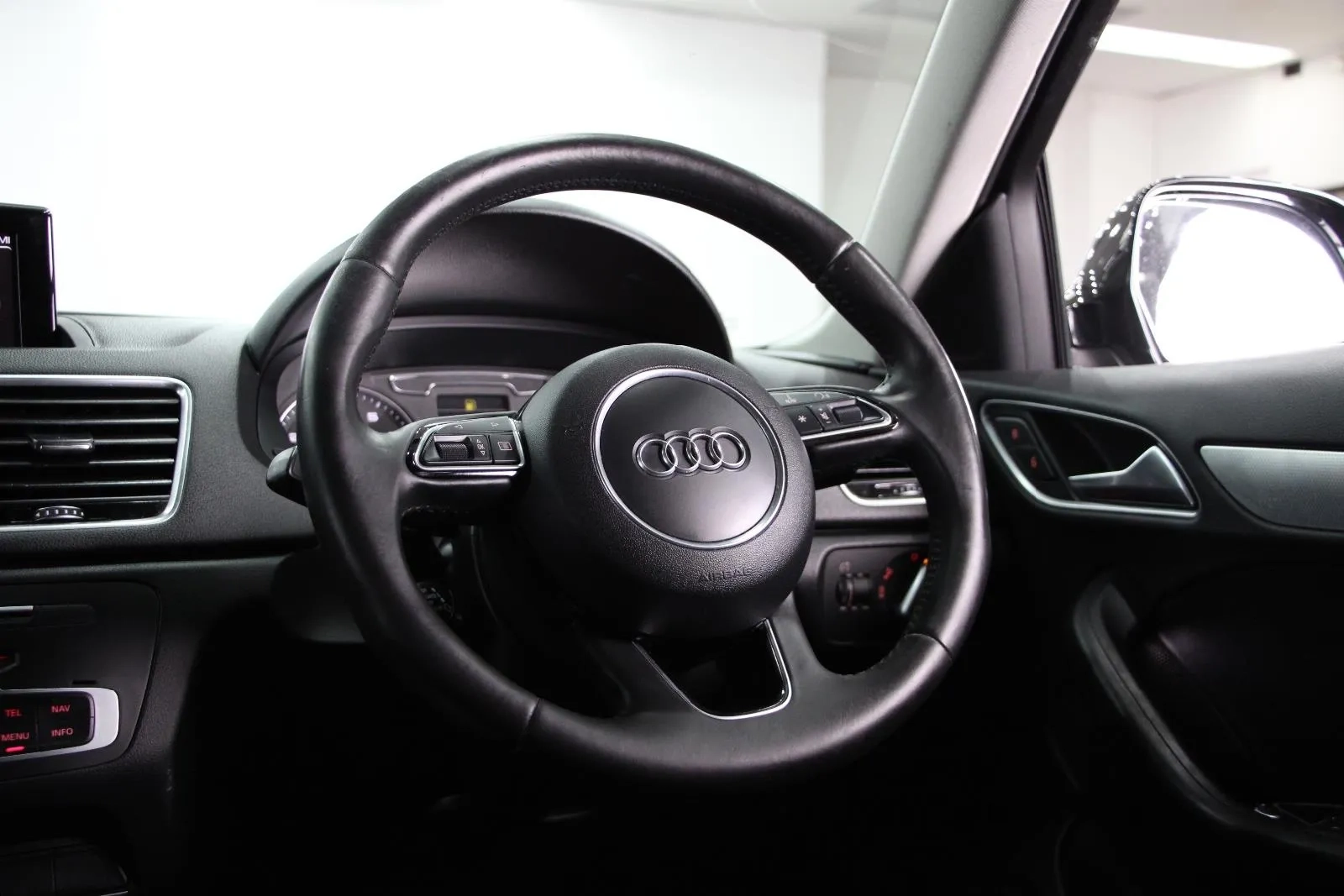 Audi-Q3-TFSI Sport