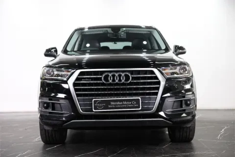 Q7