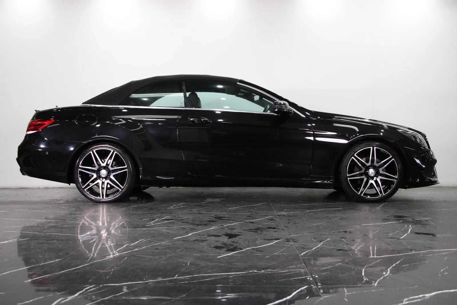 Mercedes-Benz-E-Class-E250
