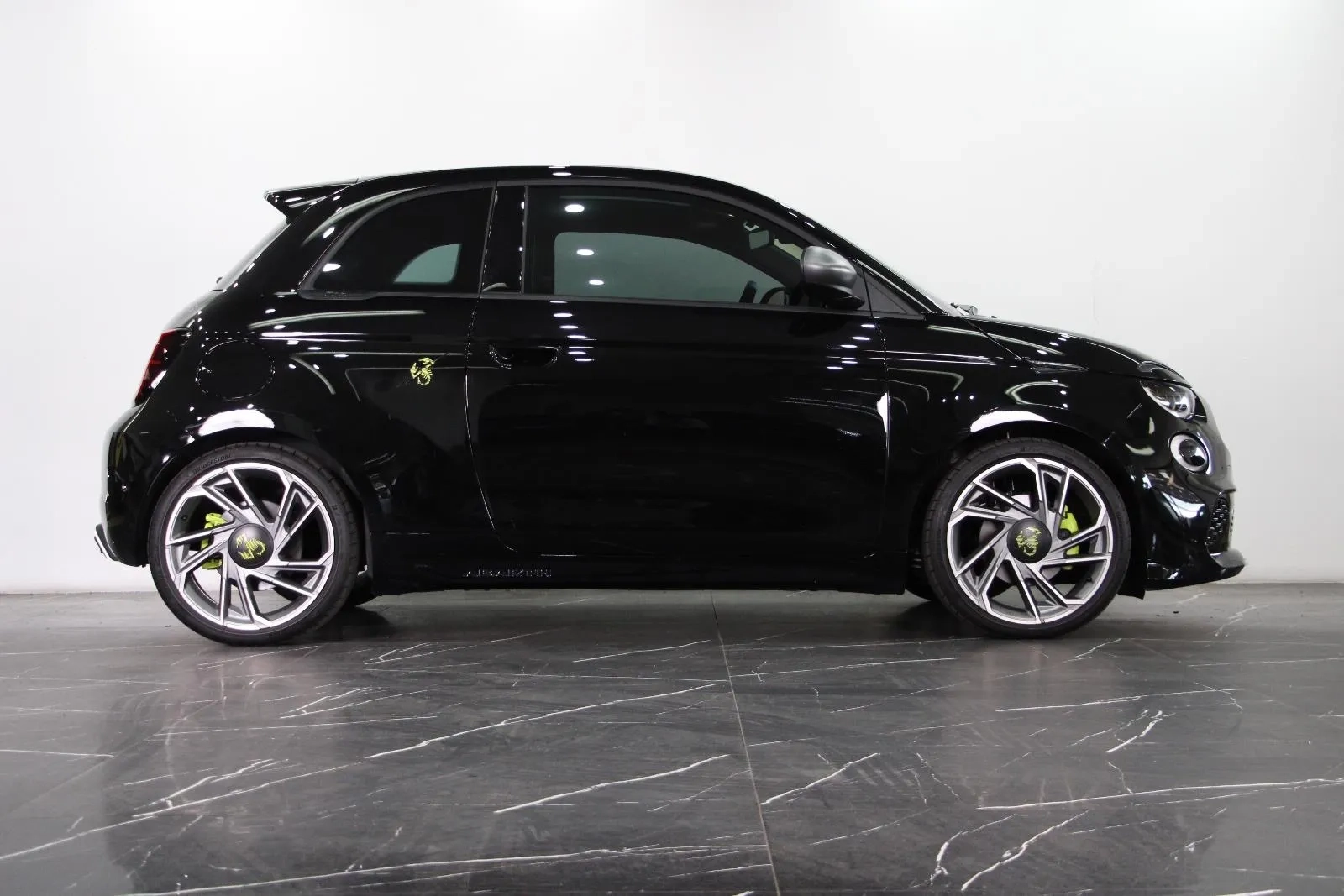 Abarth-500e-Turismo