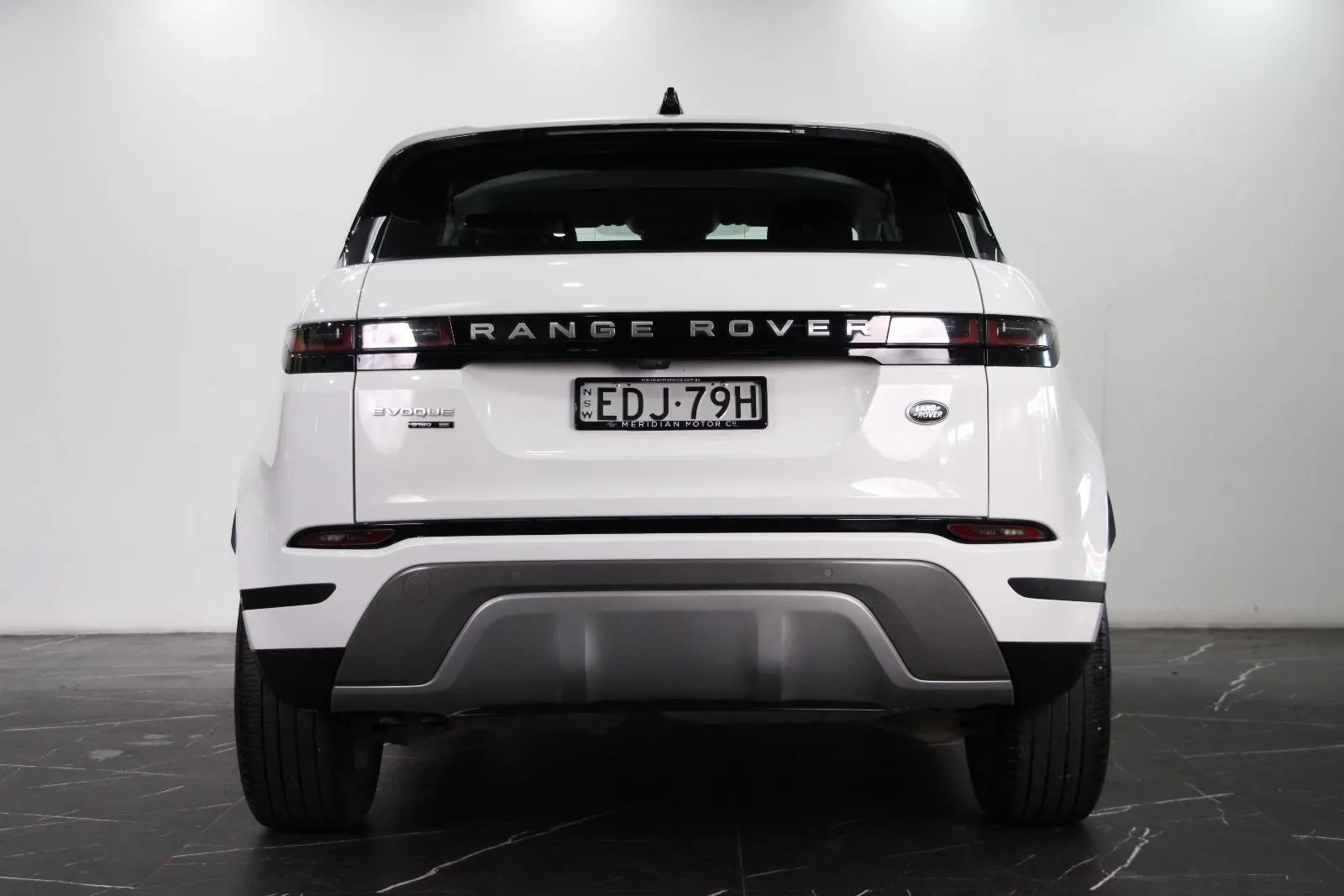 Land Rover-Range Rover Evoque-D180 SE