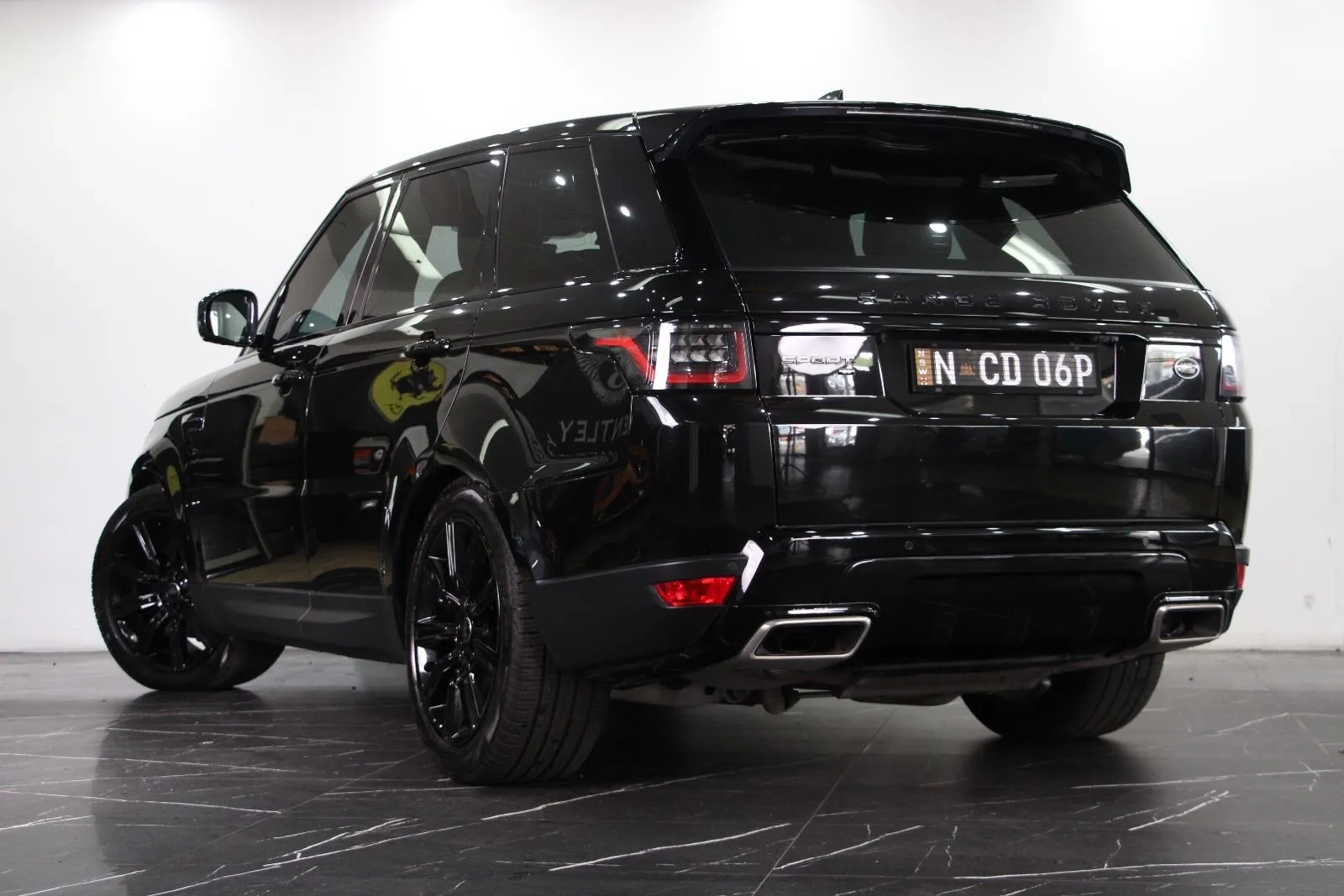 Land Rover-Range Rover Sport-DI6 183kW SE
