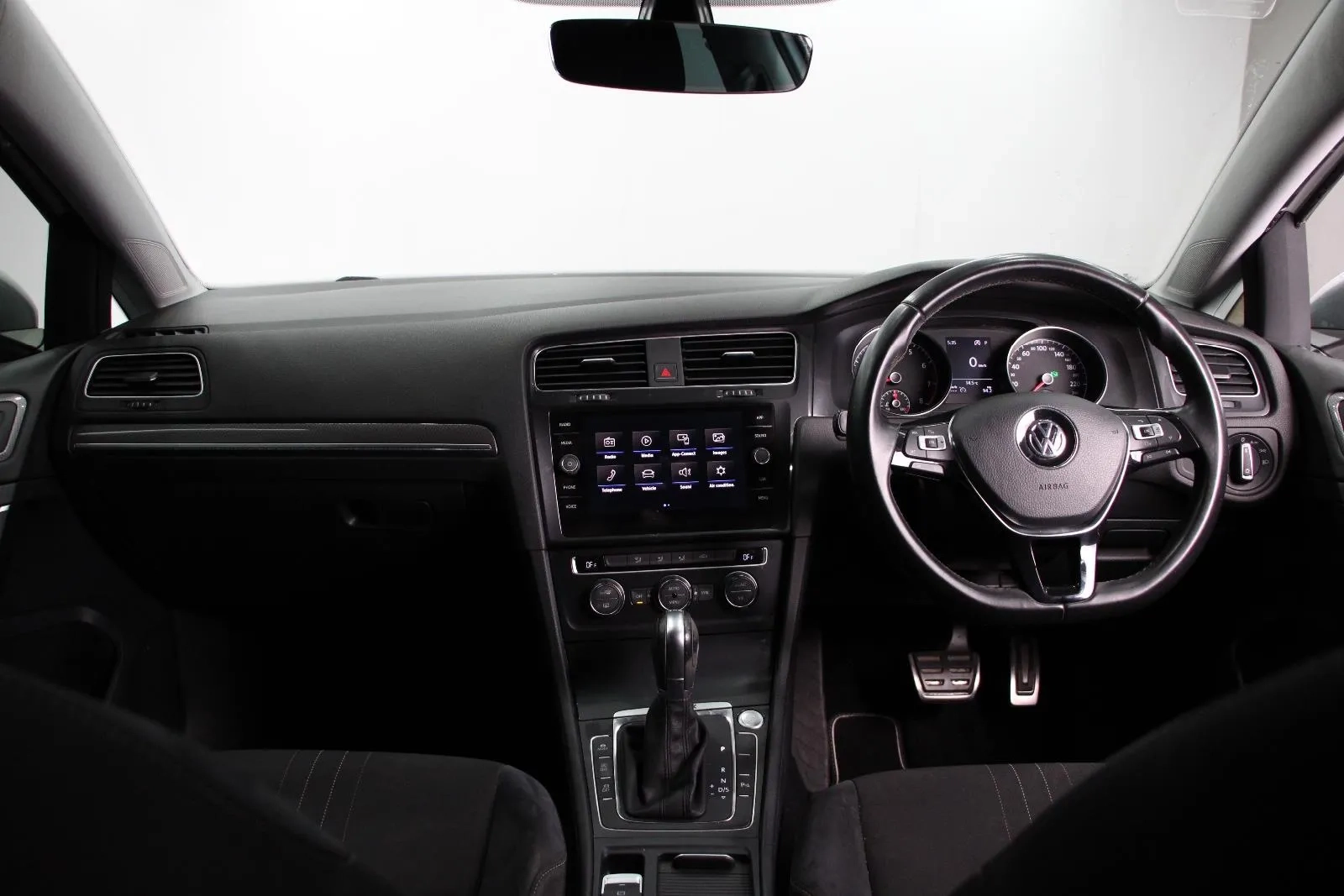 Volkswagen-Golf-Alltrack 132TSI