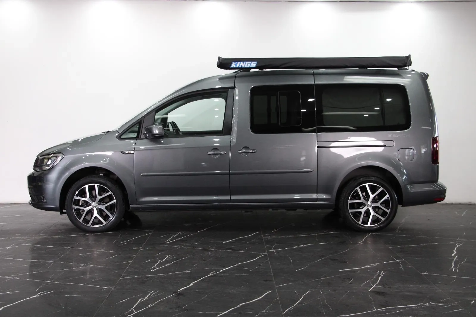Volkswagen-Caddy-TSI220 Beach