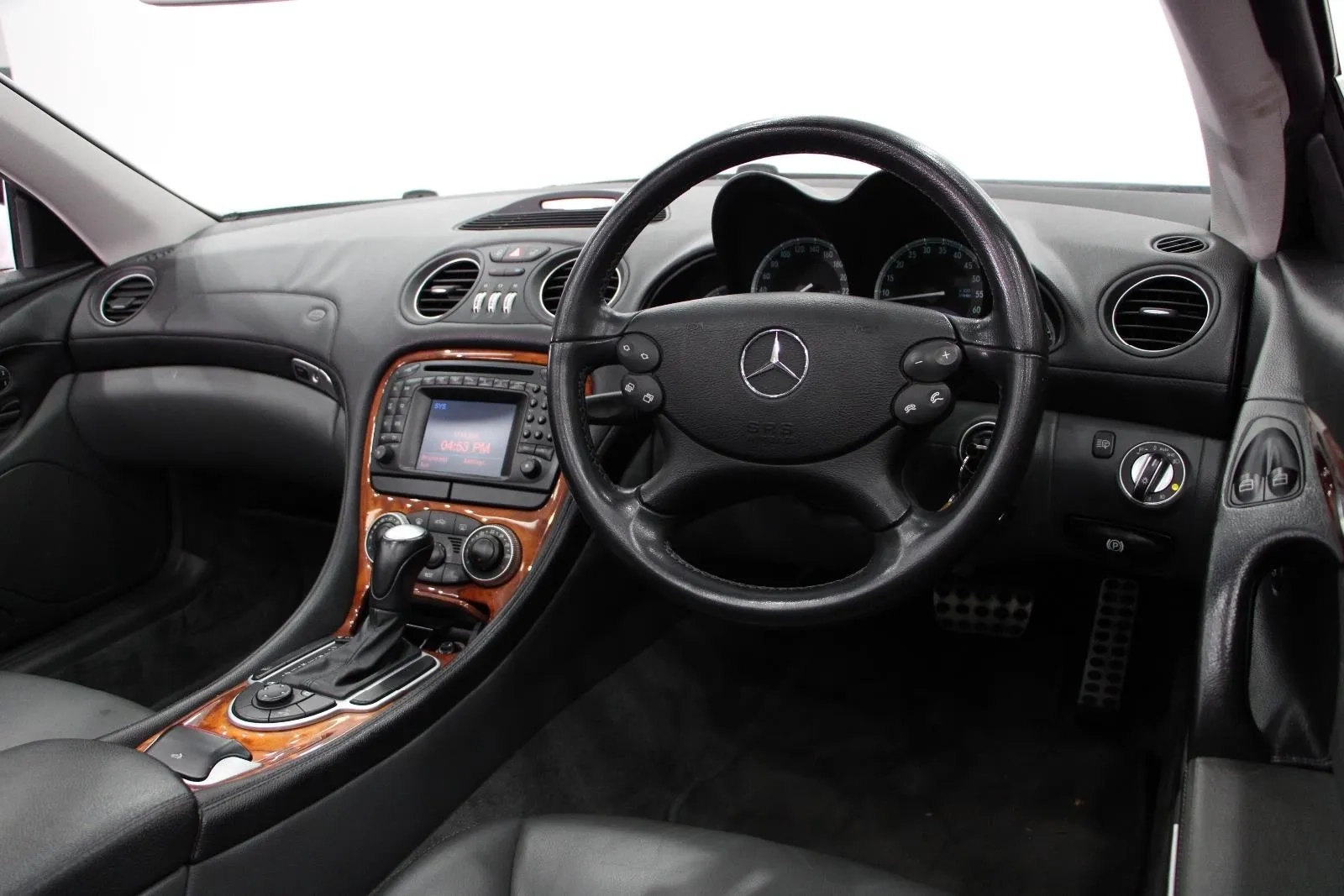 Mercedes-Benz-SL-Class-SL350
