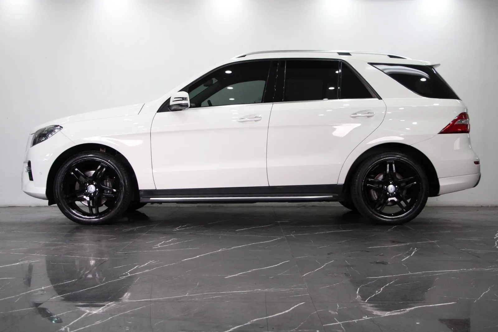 Mercedes-Benz-M-Class-ML350 BlueTEC