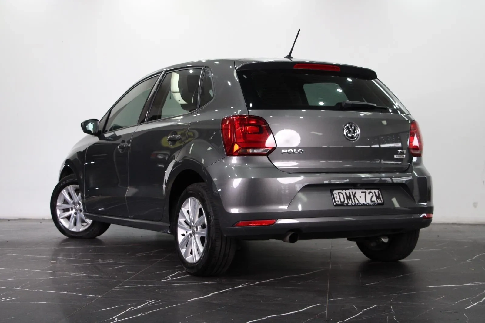 Volkswagen-Polo-81TSI Comfortline