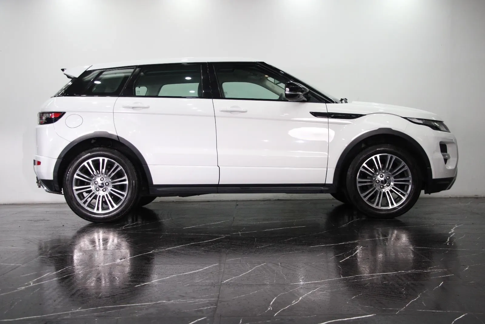 Land Rover-Range Rover Evoque-Si4 Prestige