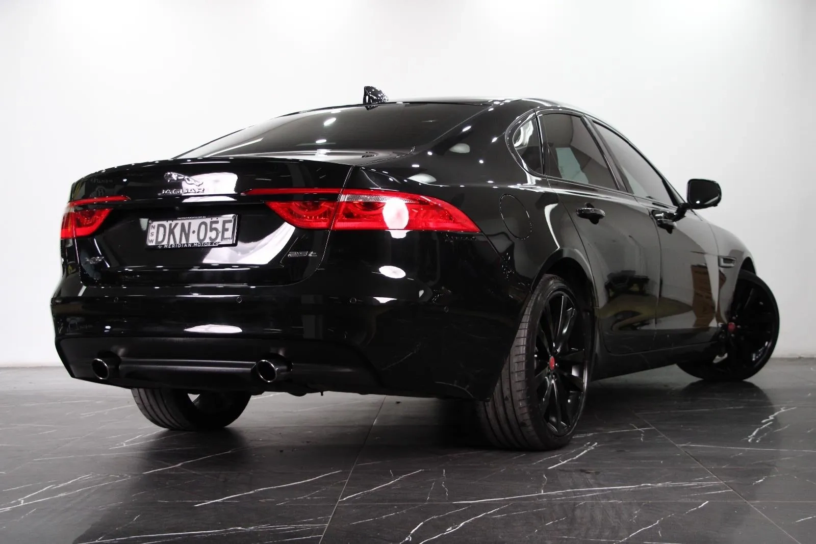 Jaguar-XF-25t Portfolio