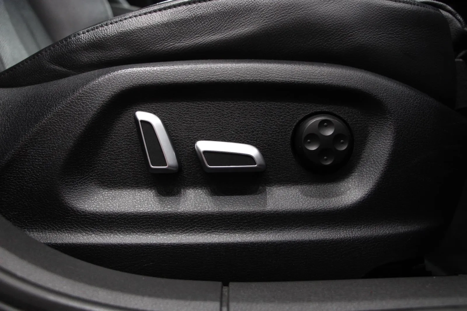 Audi-Q3-TFSI Sport