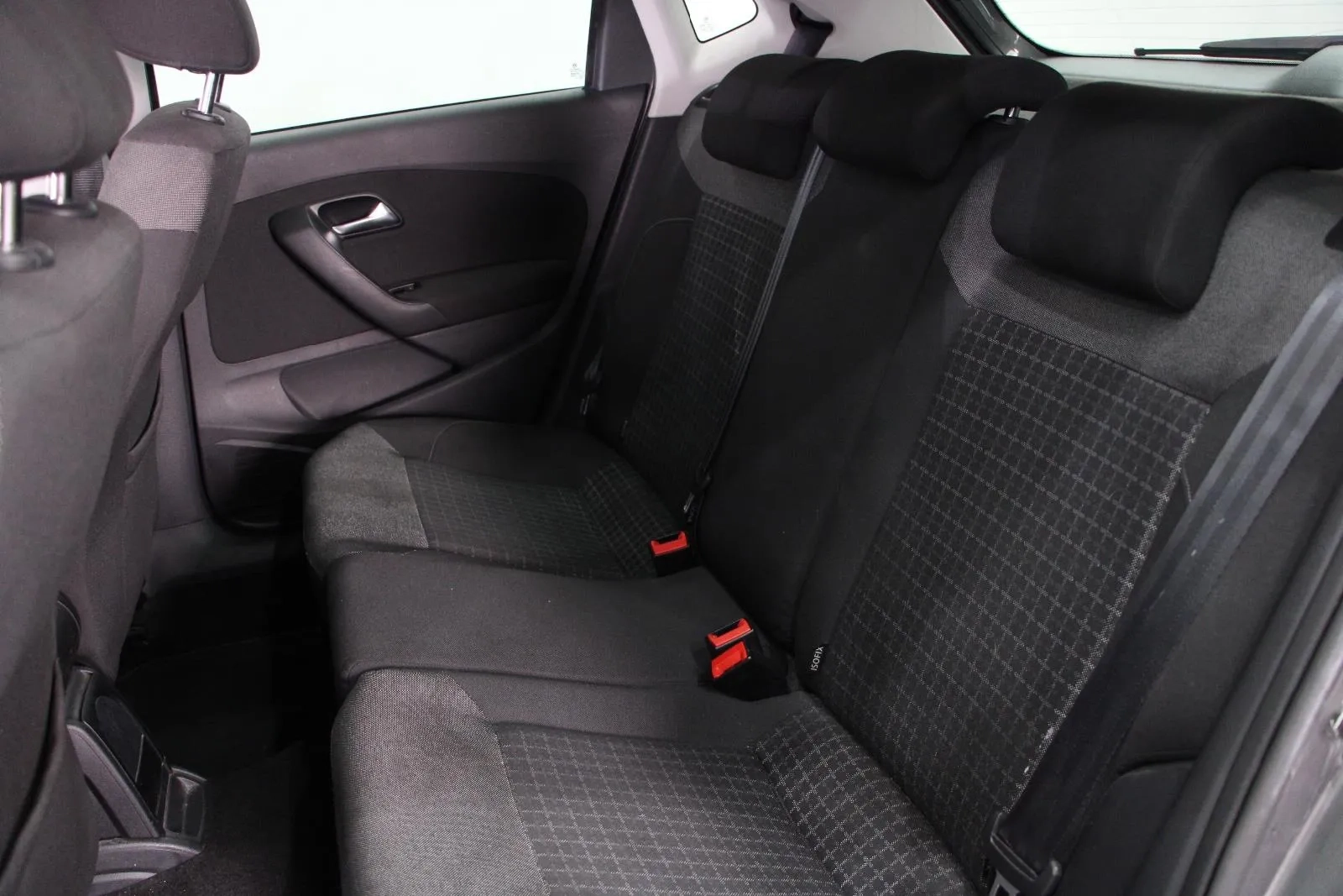 Volkswagen-Polo-81TSI Comfortline