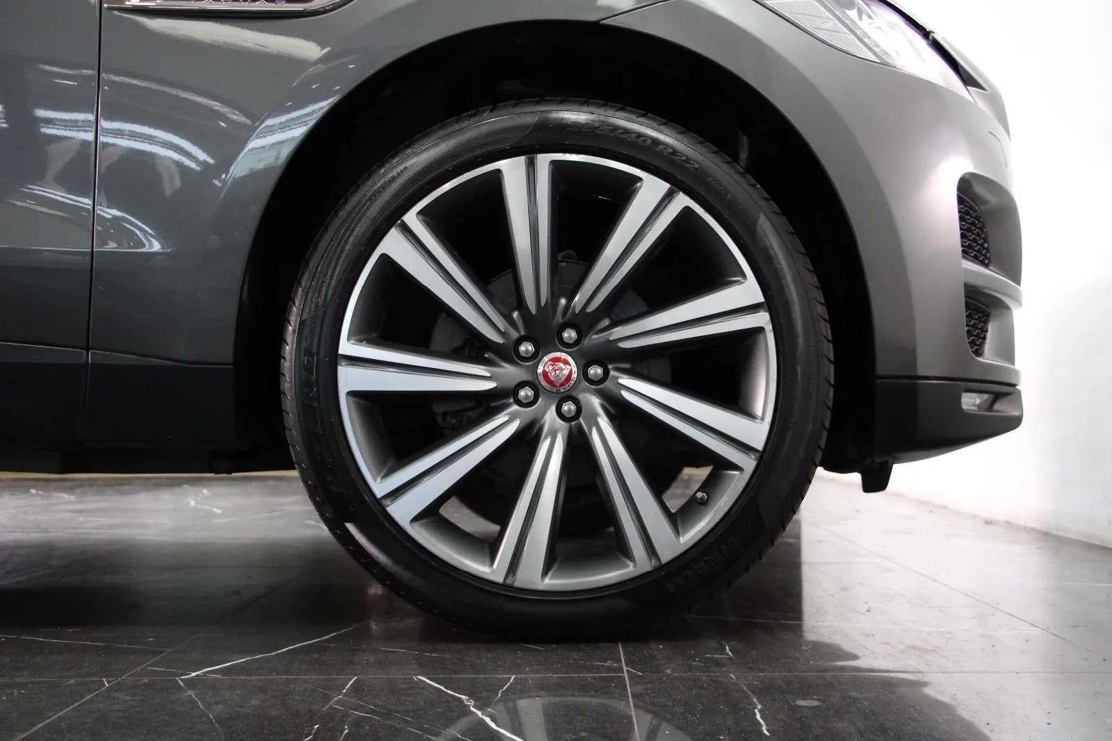 Jaguar-F-PACE-20d Prestige