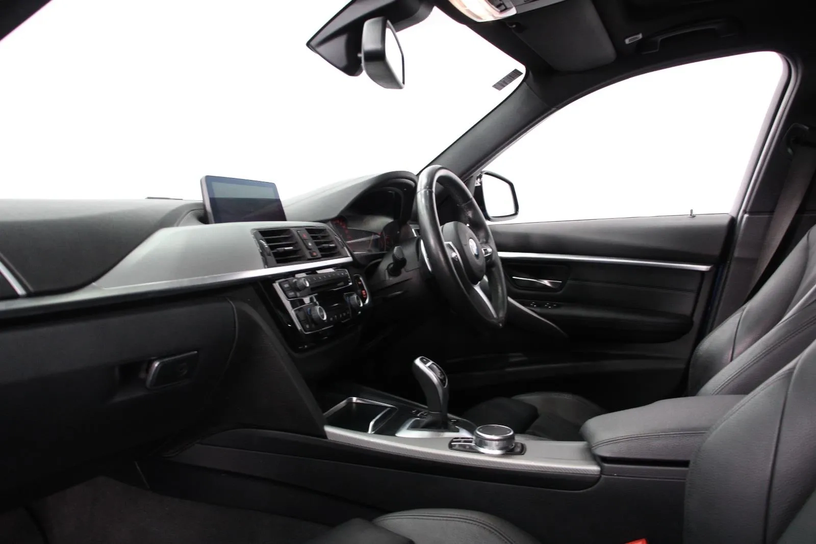 BMW-3 Series-330i M Sport