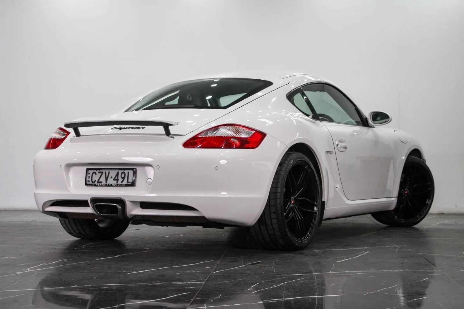 Porsche-Cayman-