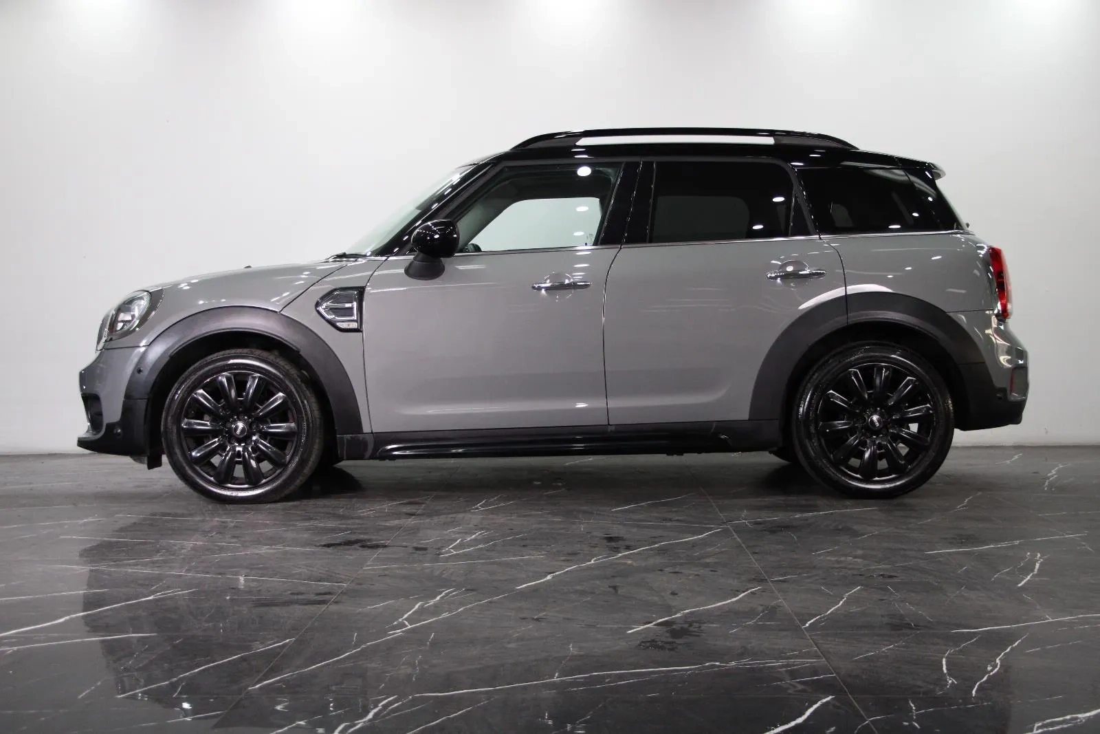 MINI-Countryman-Cooper D